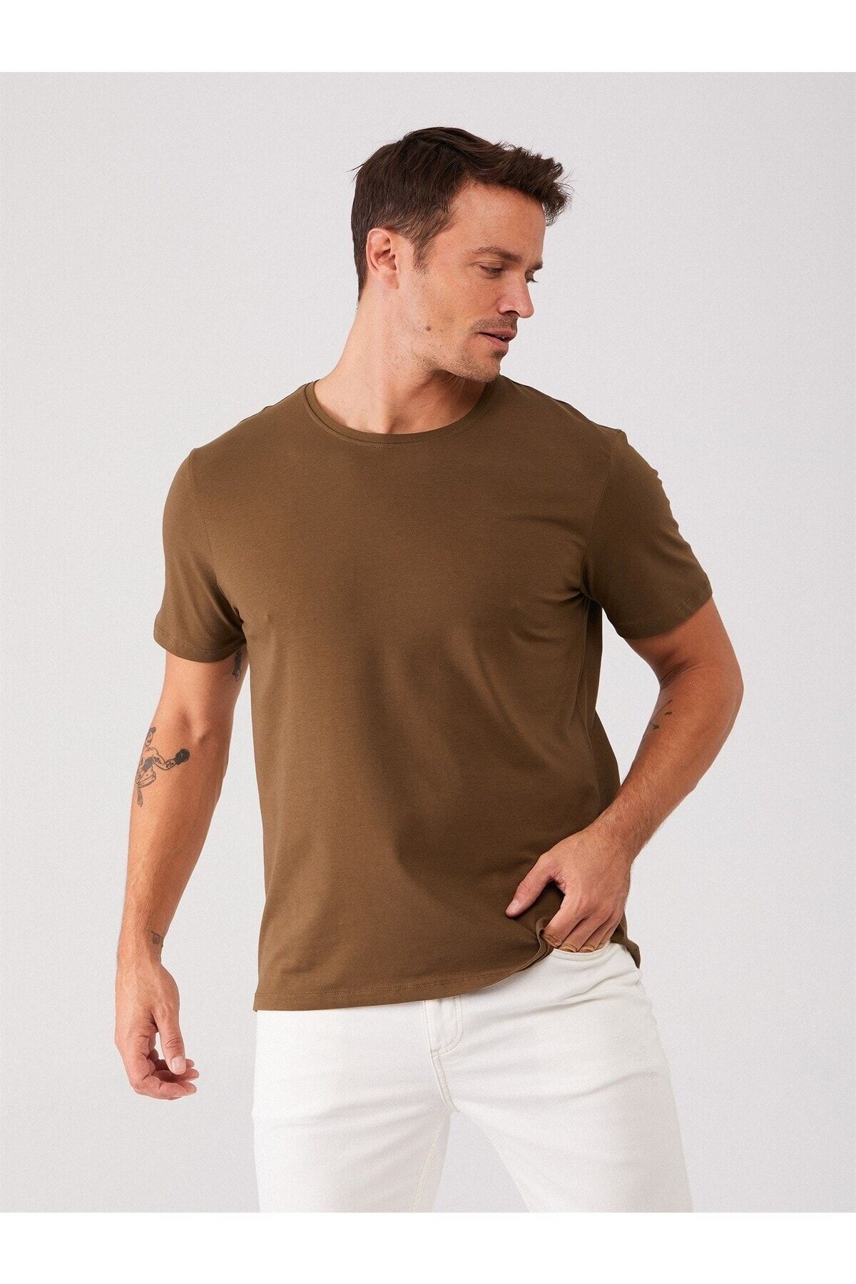 تی شرت قهوه ای طرح ساده یقه خدمه مدل اسلیم فیت آستین کوتاه مردانه دوفی Dufy (برند ترکیه)