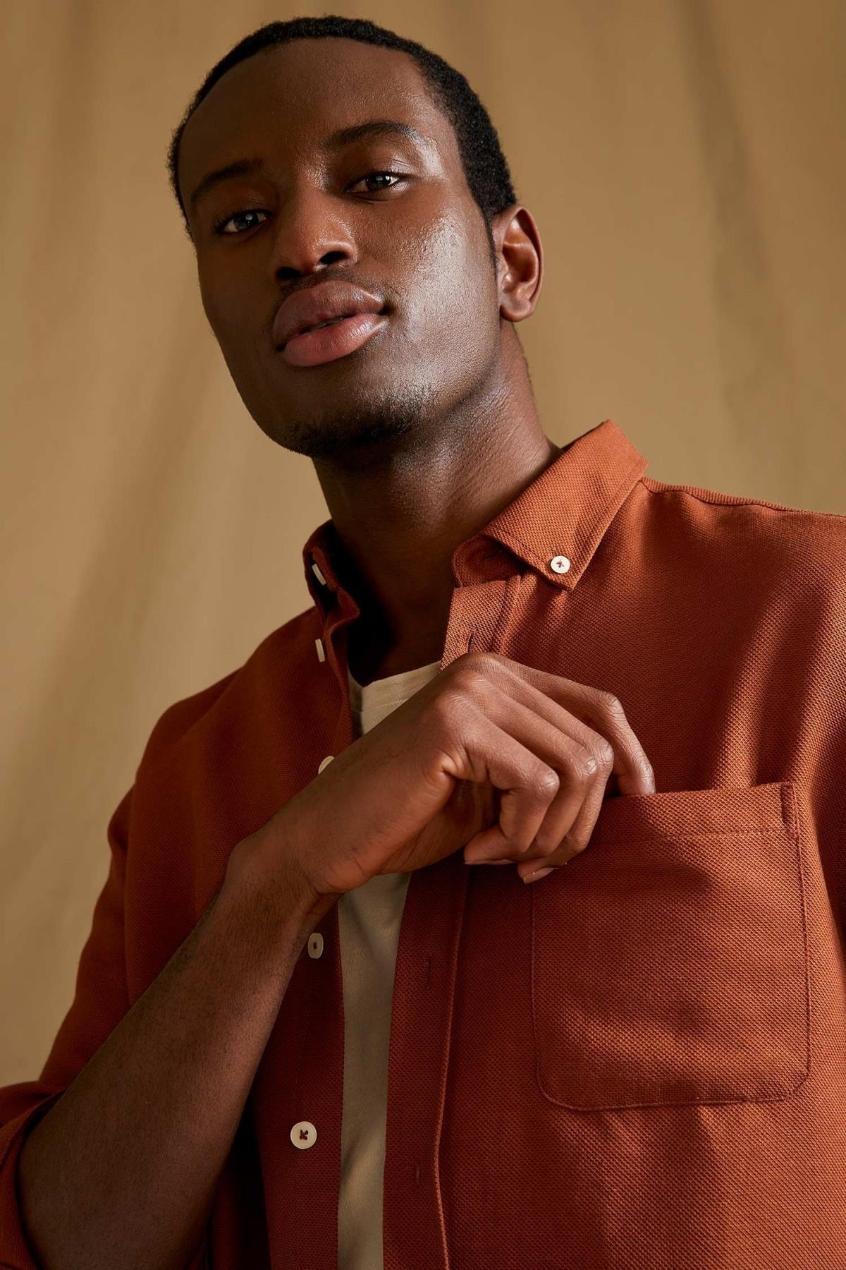 پیراهن مردانه قهوه ای دفکتو | T2066AZ22SP اورجینال - تصویر 4