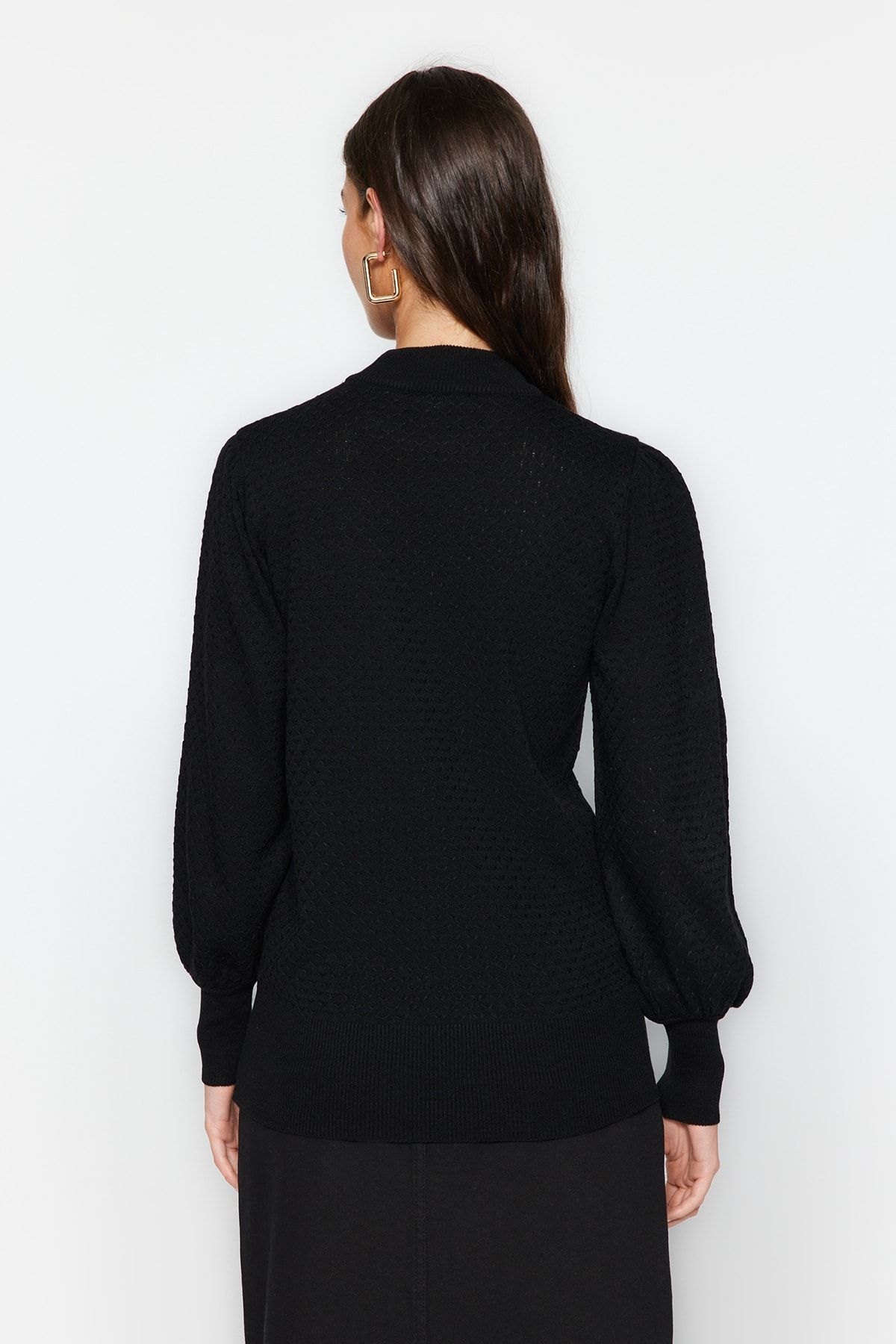 Trendyol Collection-Черен трикотажен пуловер с яка и стойка TWOAW21KZ0817 6