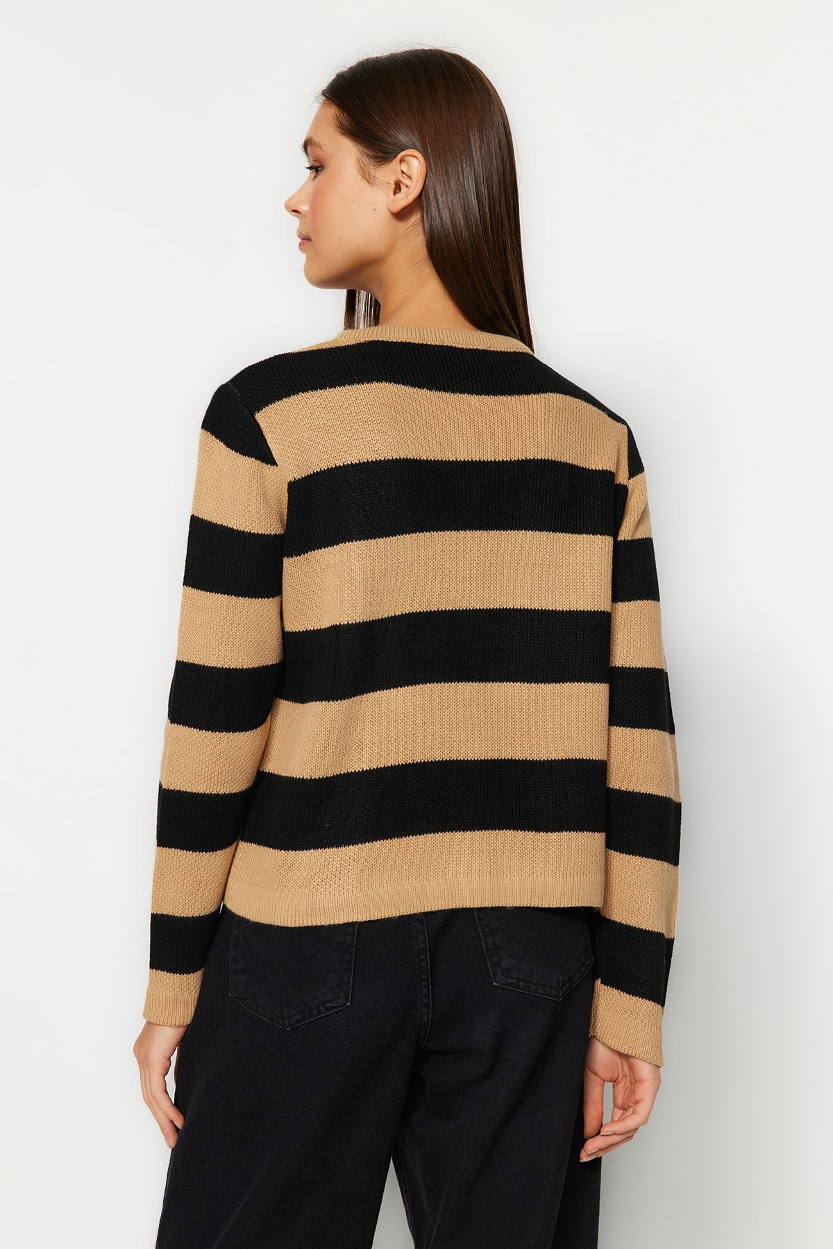 Trendyol Collection-Camel Gestreifte Basic-Jacken-Strickjacke TWOAW24HI00091 5