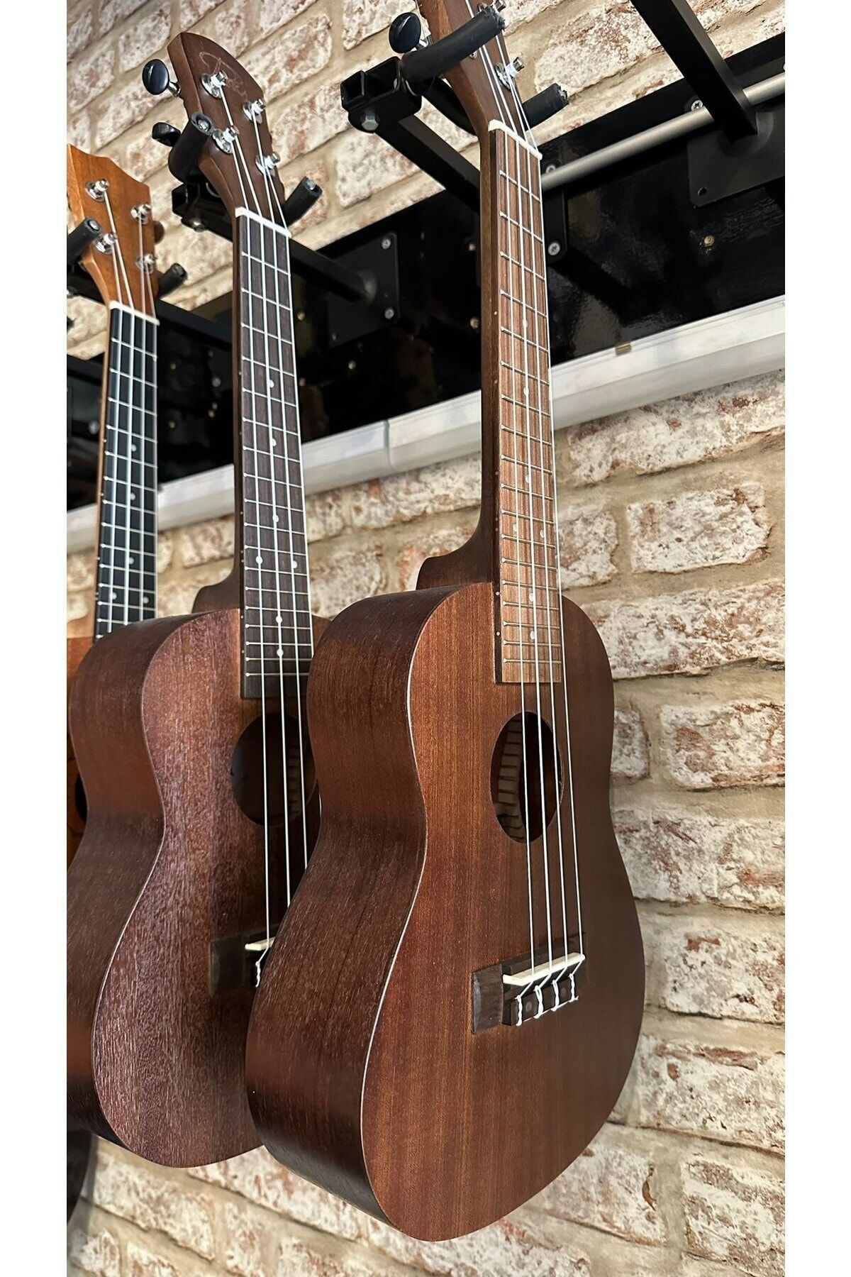 Puka concert ukulele sale