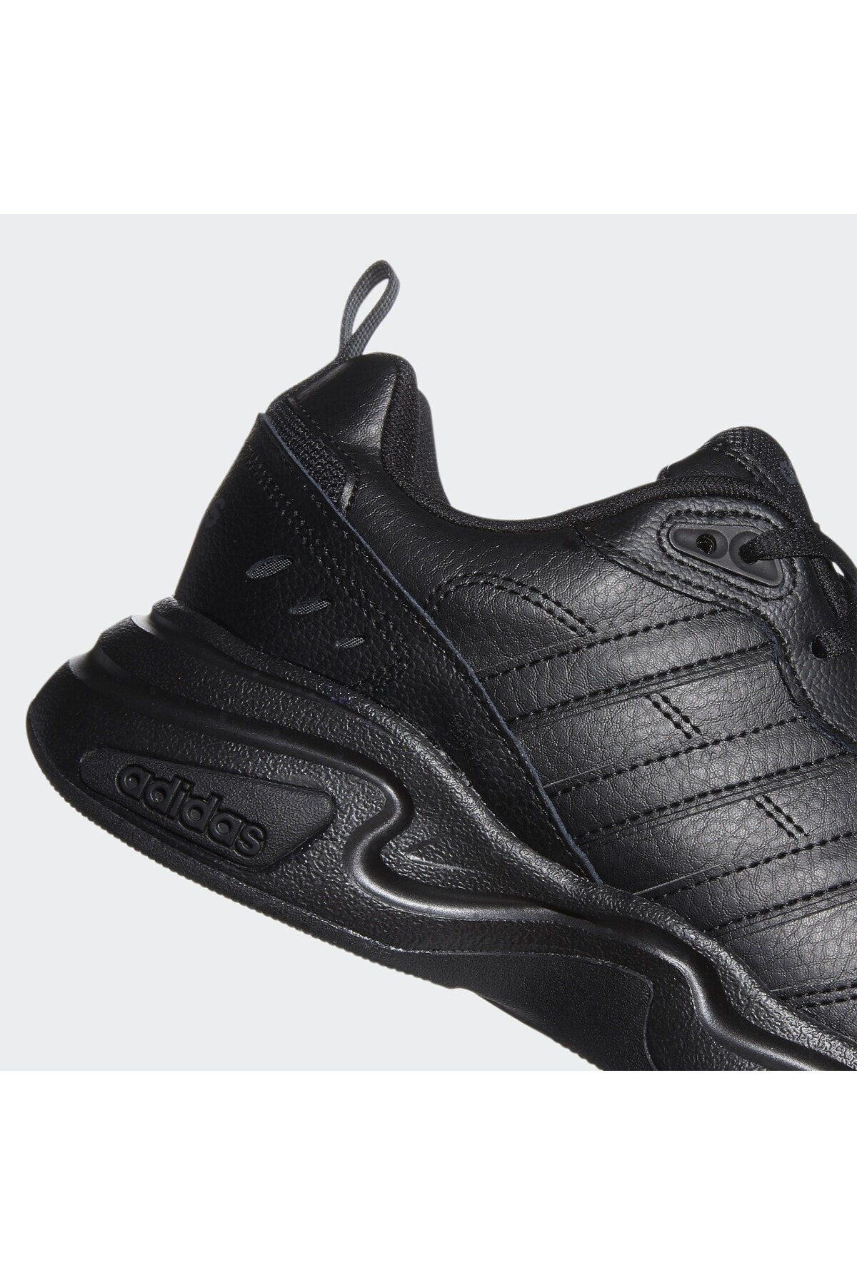 اسنیکر آدیداس EG2656