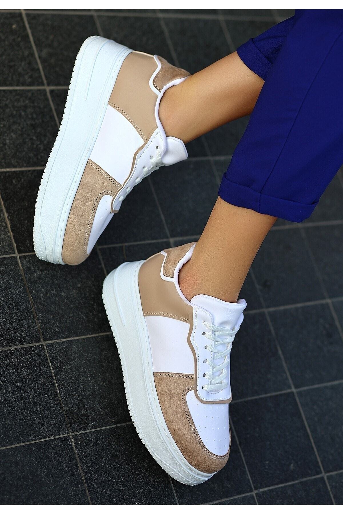 Wondi Beyaz Cilt Vizon Detaylı Bağcıklı Spor Ayakkabı