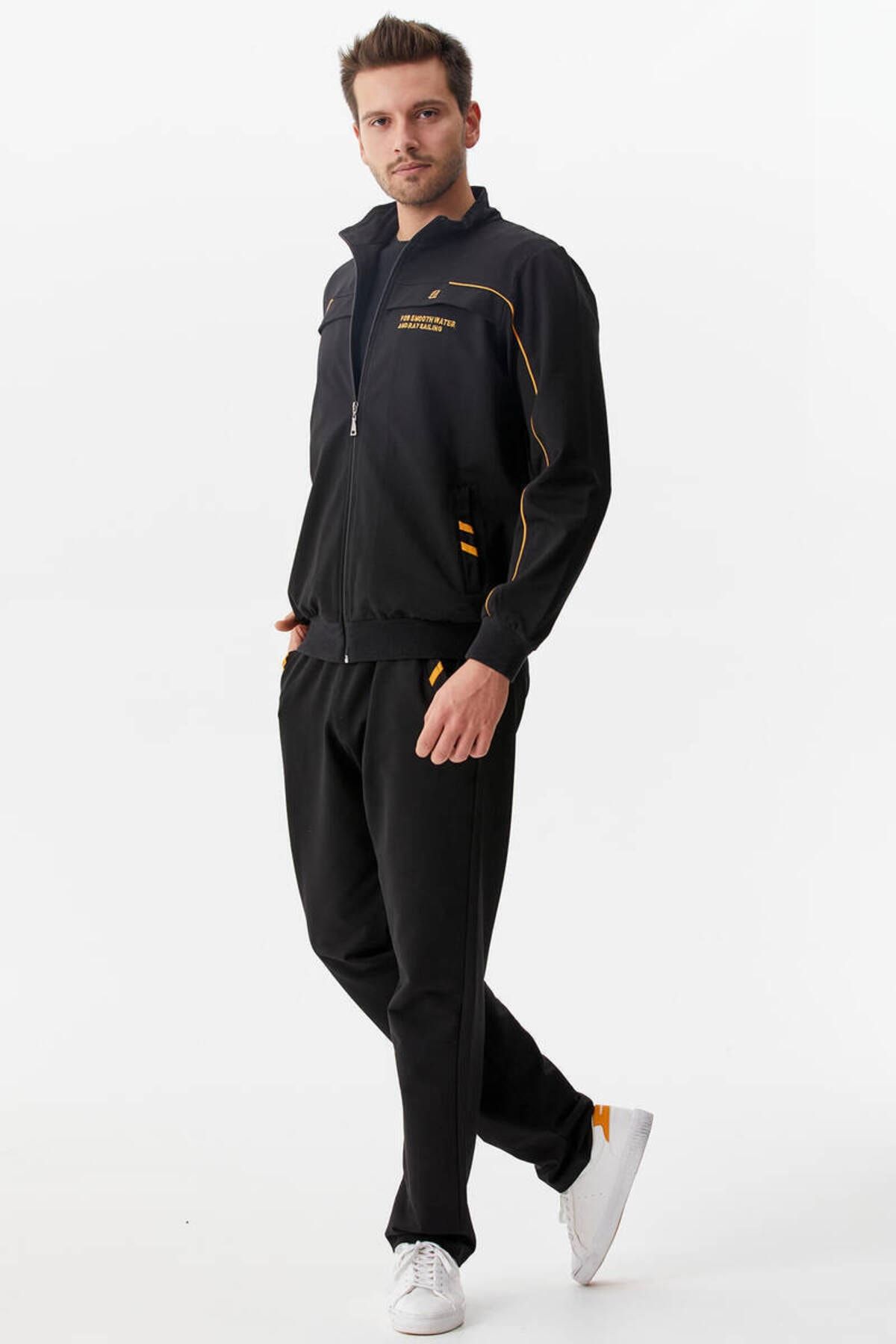 Very armani shop tracksuit