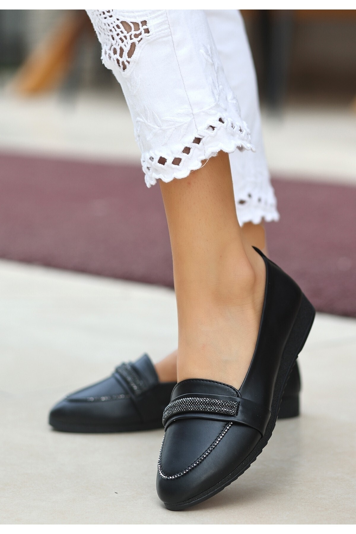 Kadın Senda Siyah Cilt Babet Ayakkabı