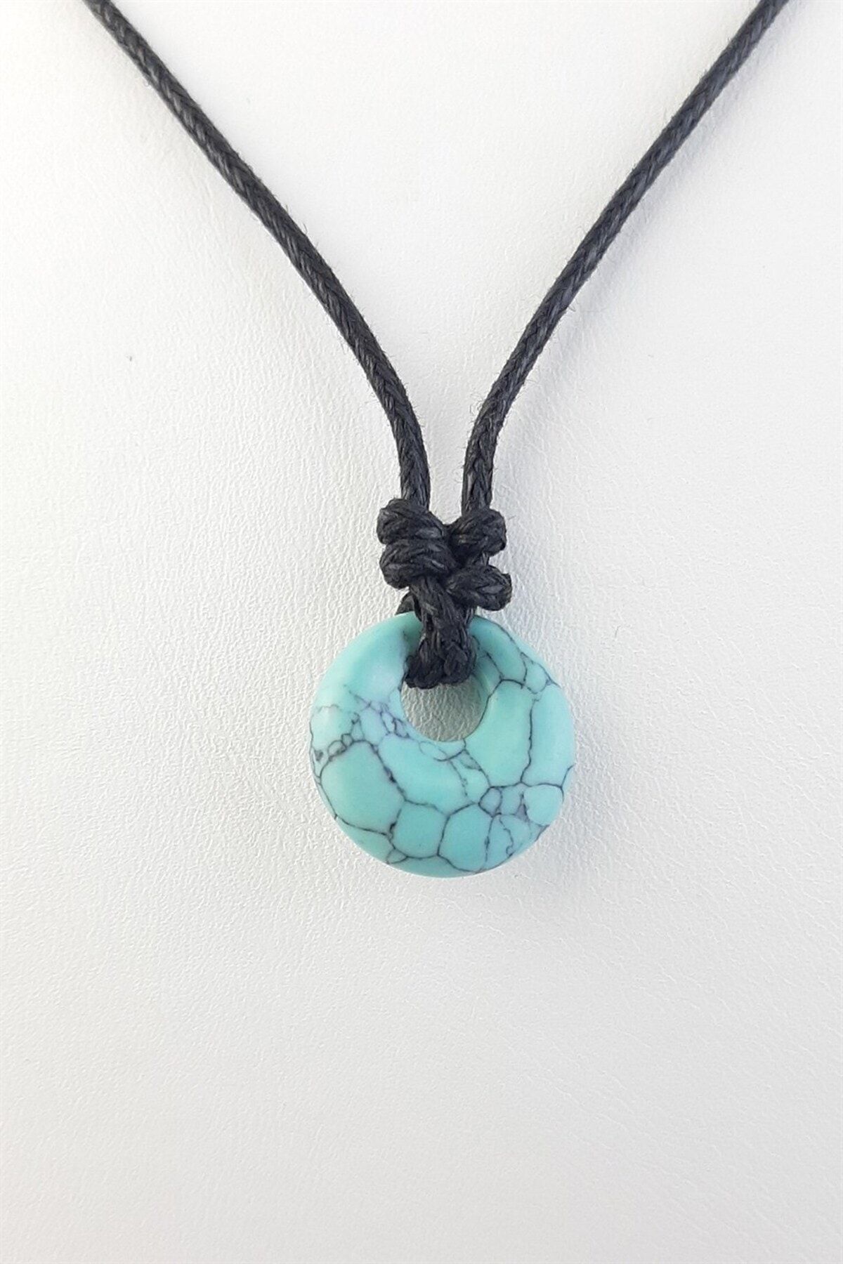 Rope stone shop necklace