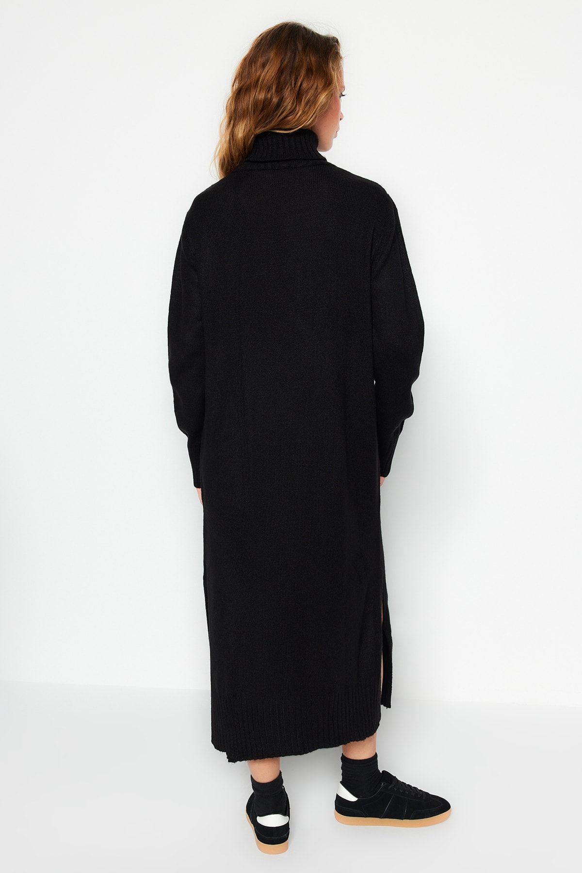 Trendyol Collection-Schwarzes Midi-Strickkleid mit weitem Schnitt und weicher Struktur TWOAW24EL00034 6