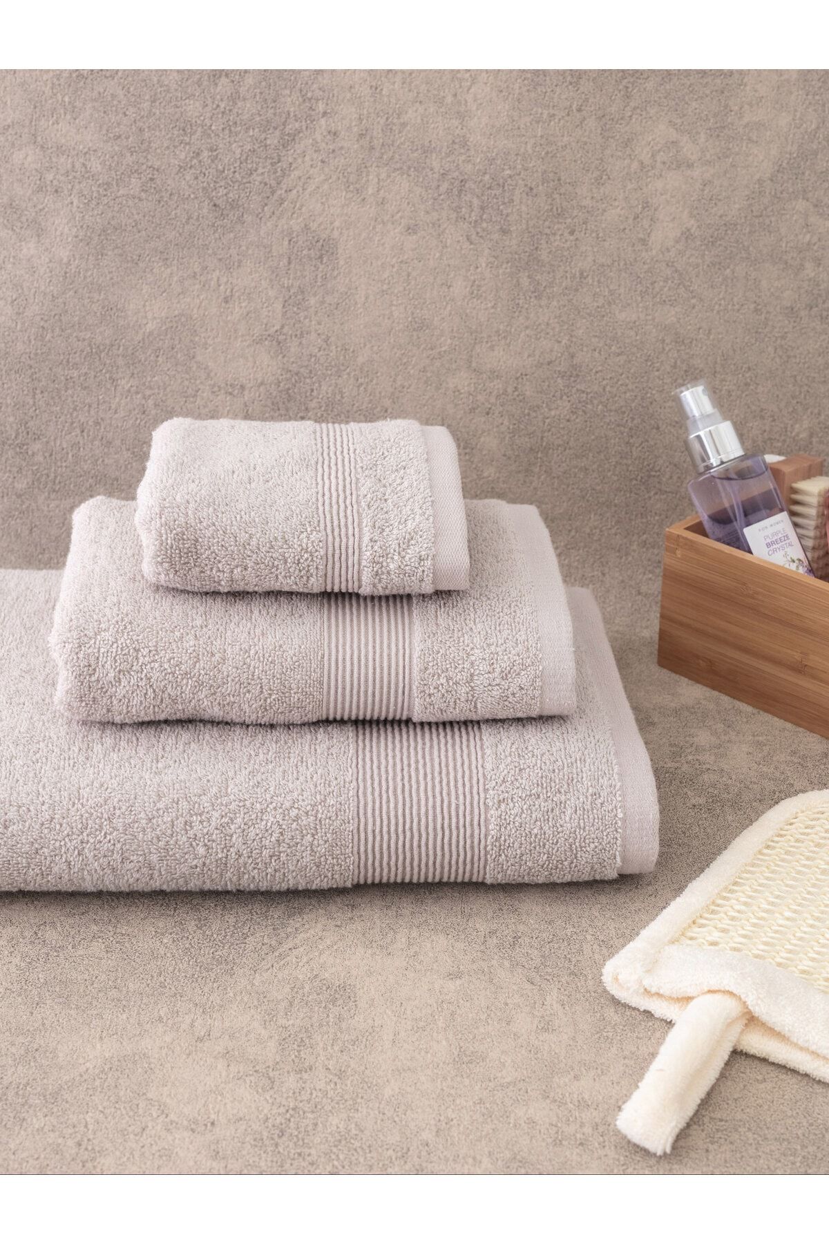 LC Waikiki-Einfarbiges Badetuch-Set, 3-teilig 1