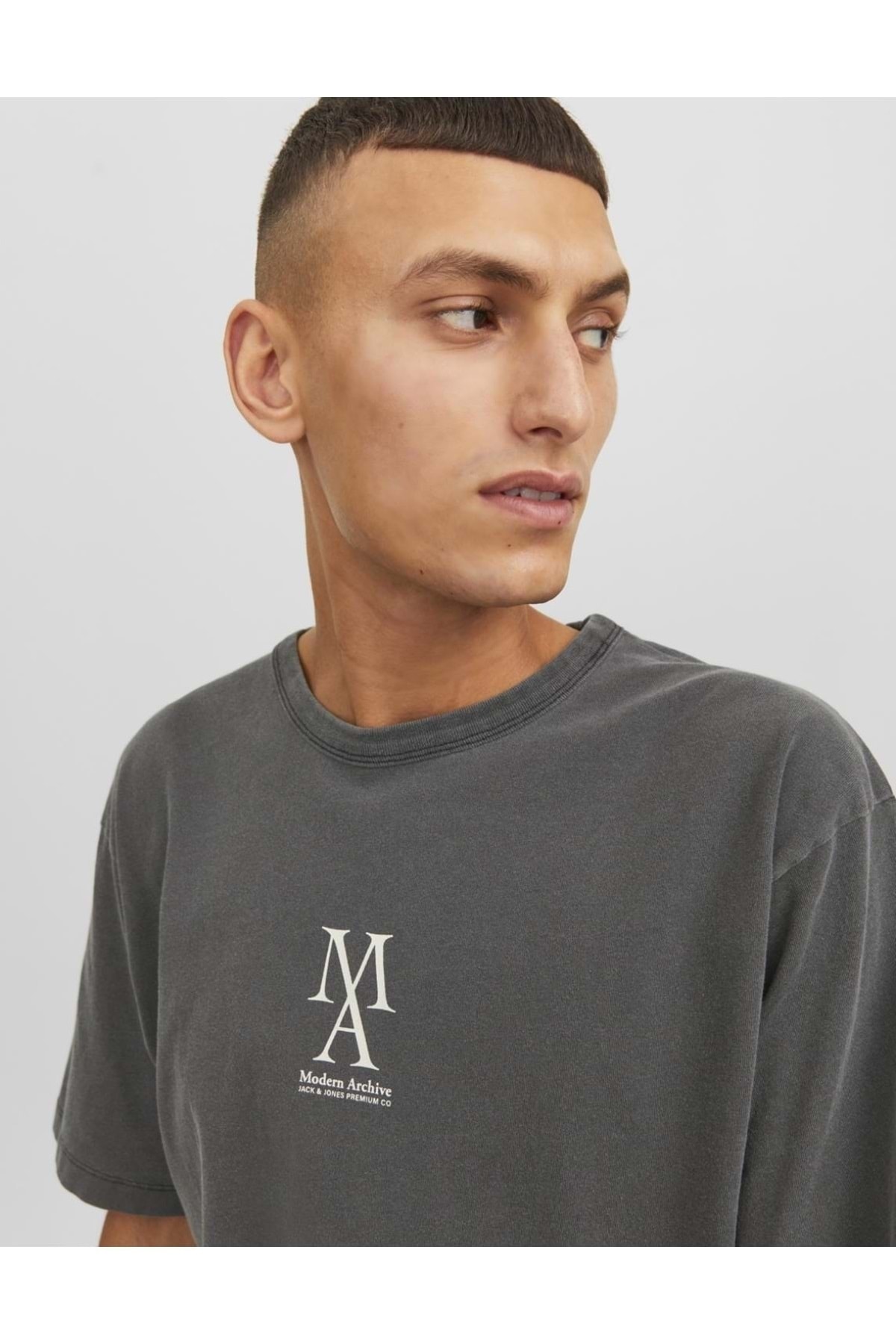 تیشرت مردانه خاکستری جک اند جونز | ST06405 اورجینال - تصویر 3