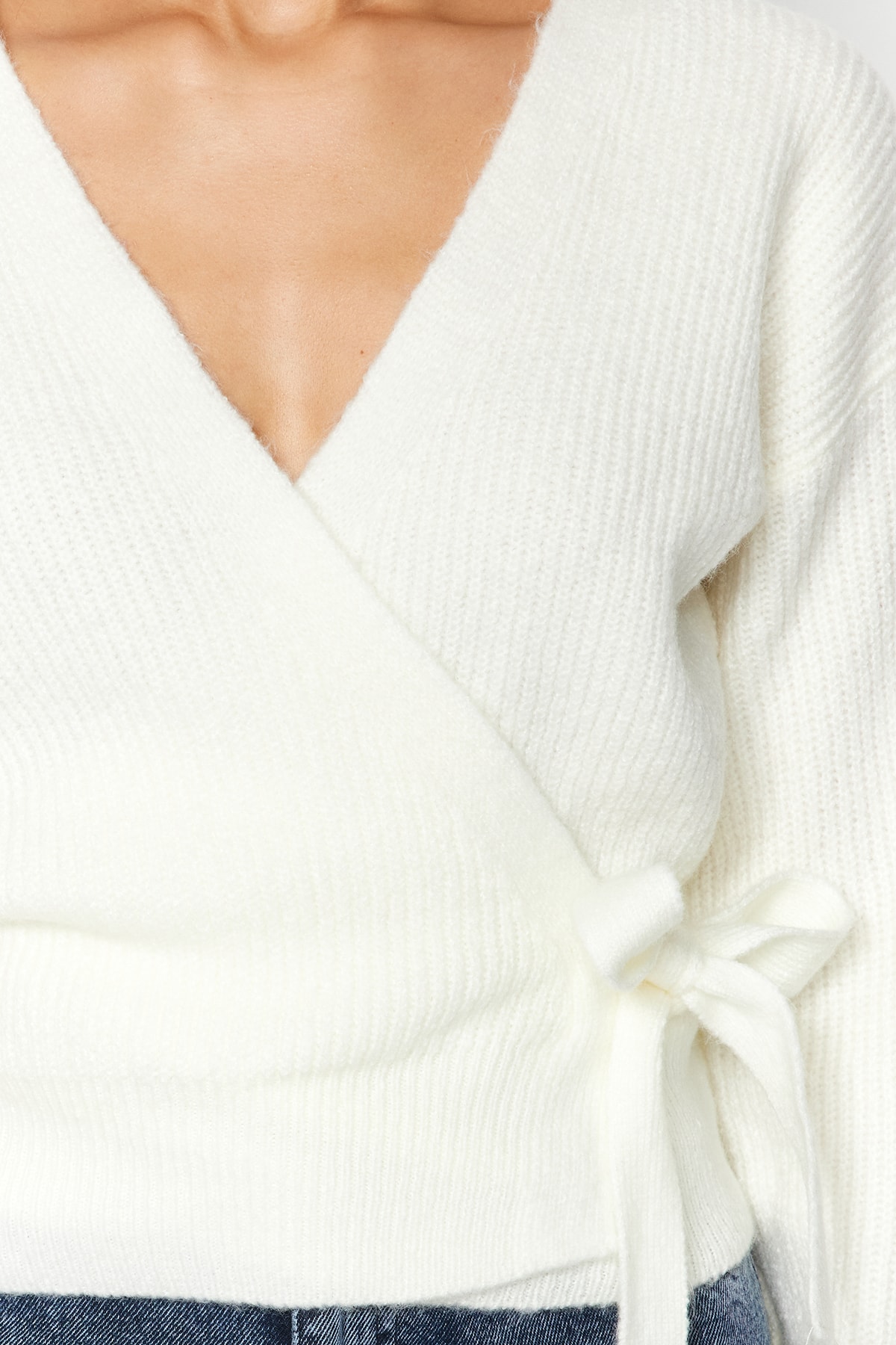 Trendyol Collection Ecru puha textúrájú, kétsoros galléros kötöttáru kardigán TWOAW24HI00282