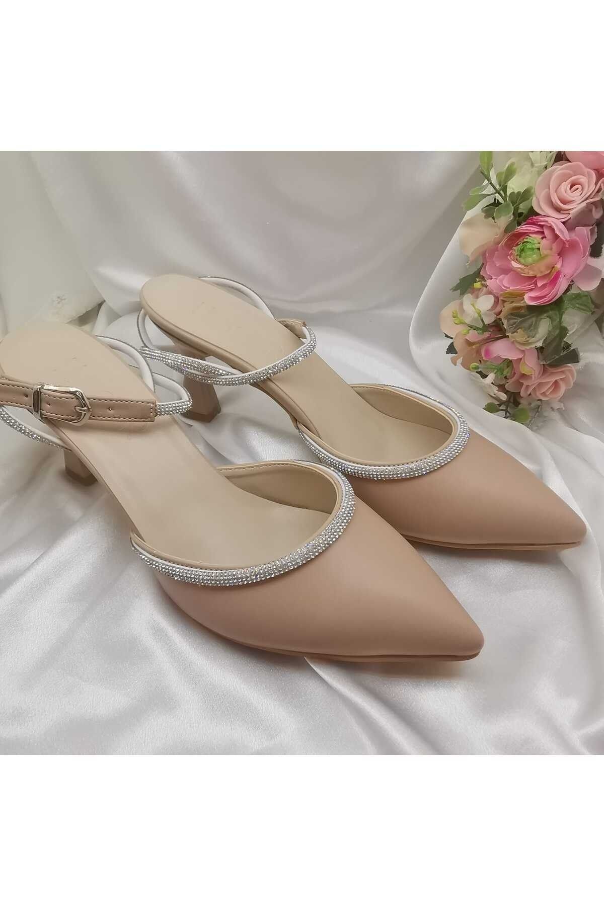 Beige evening shoes outlet