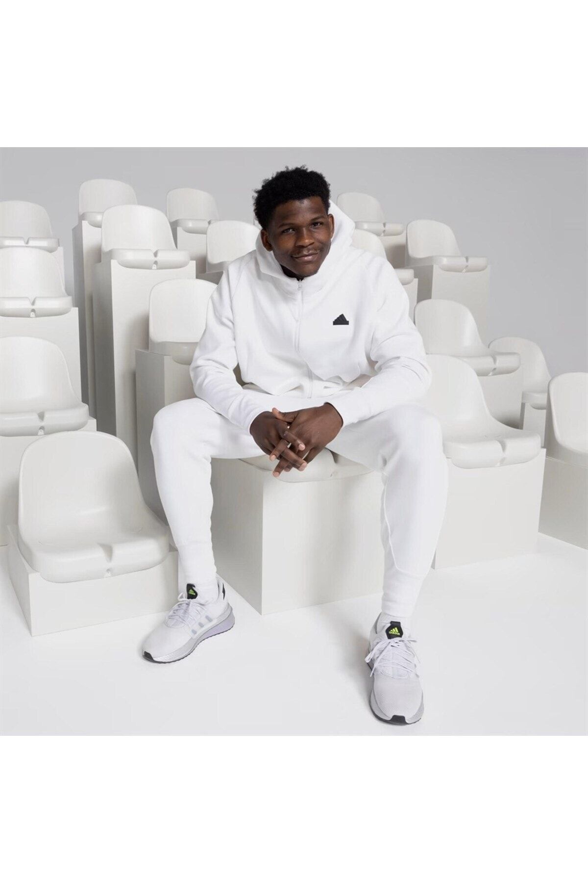 Outfit with deals white fila shoes