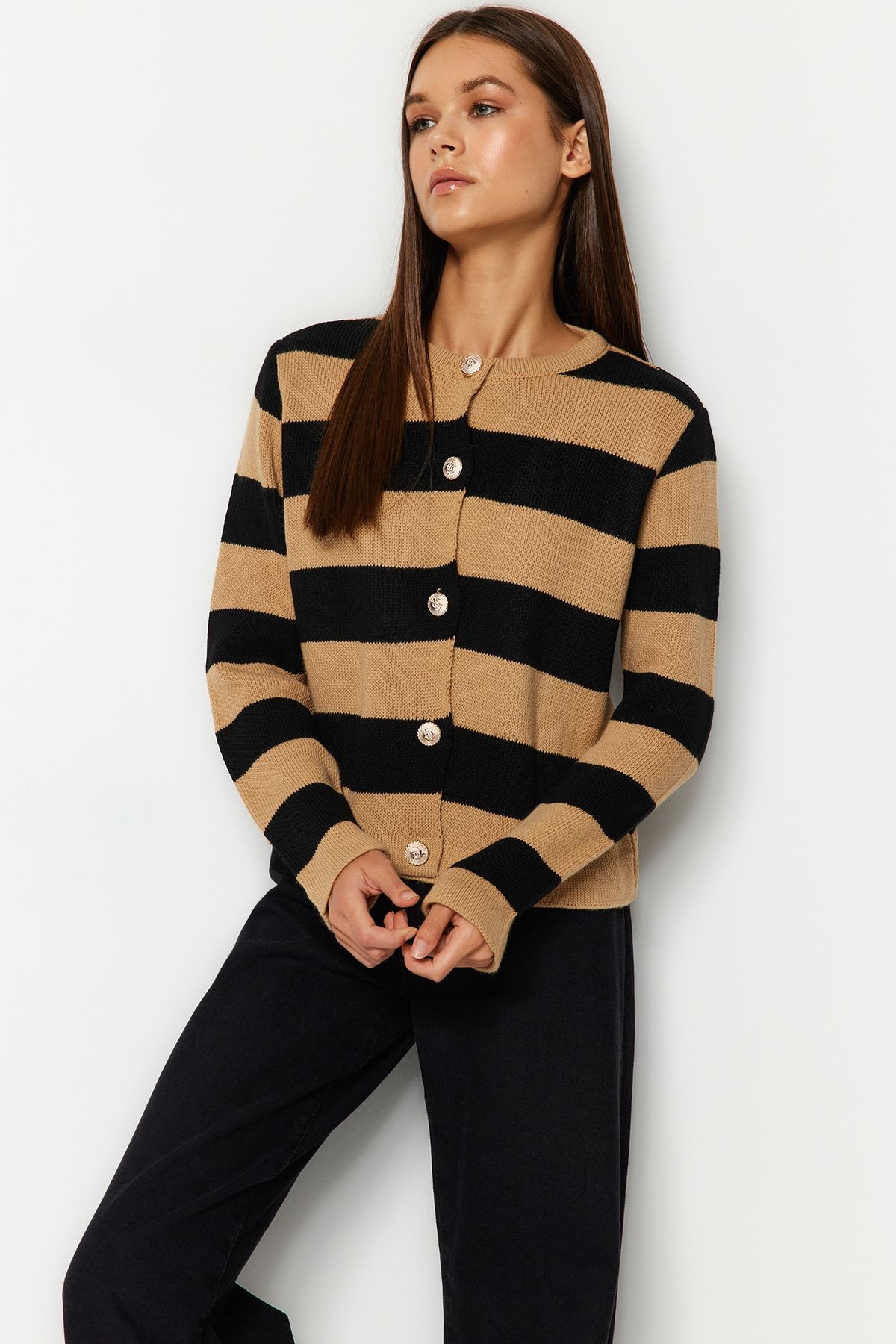 Trendyol Collection-Camel Gestreifte Basic-Jacken-Strickjacke TWOAW24HI00091 3