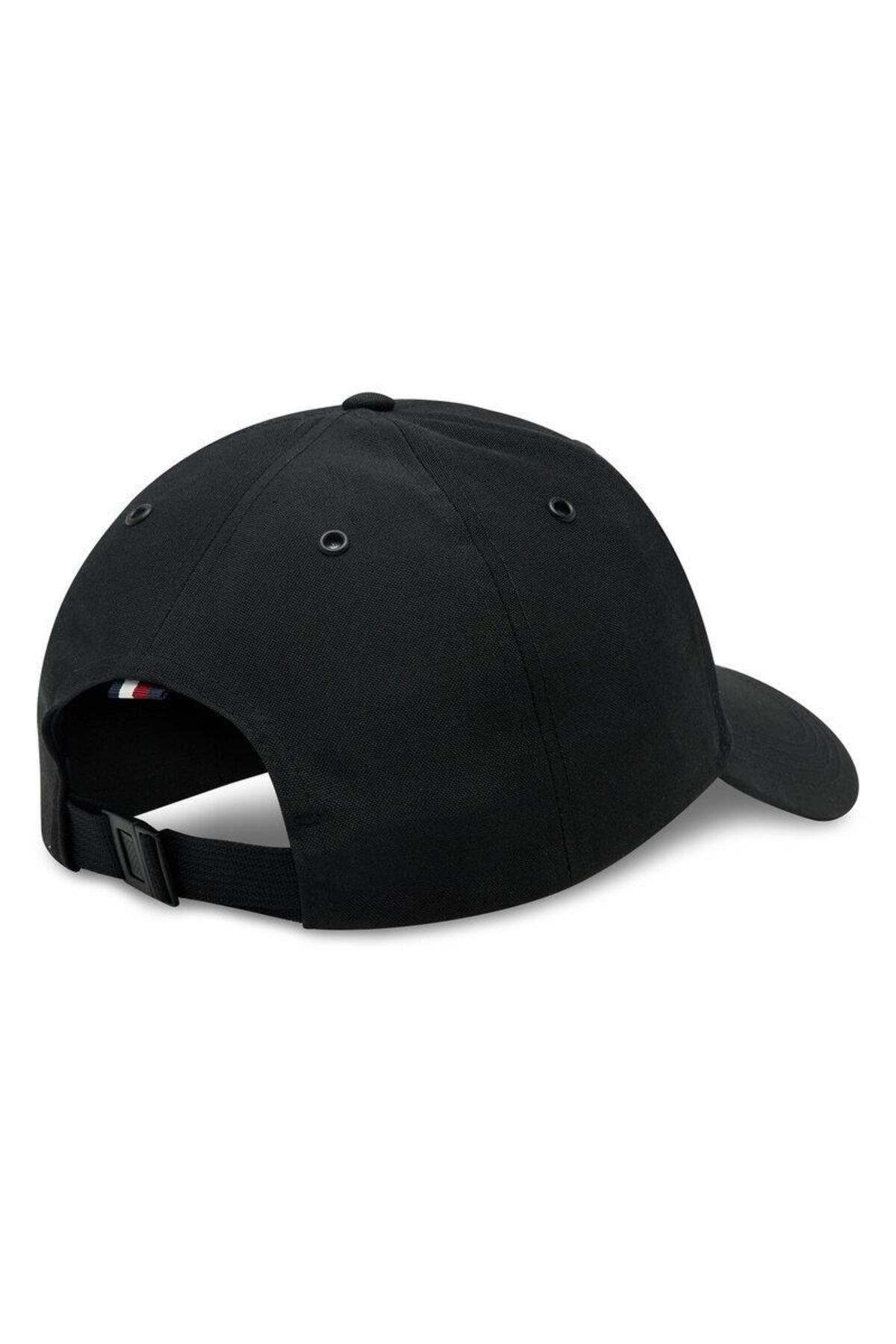Black tommy shop hilfiger hat