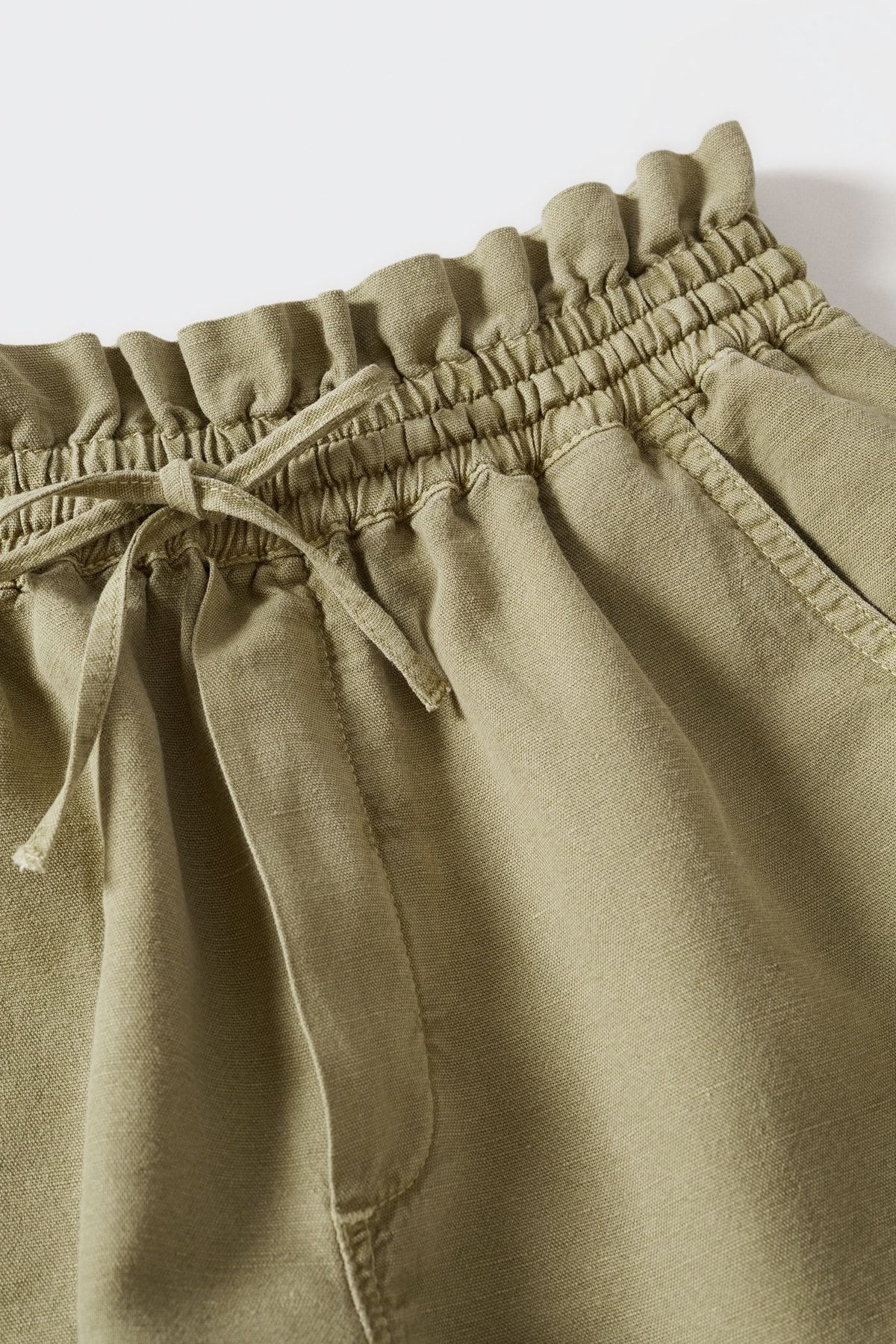 MANGO-Khaki dámske šortky a Bermudy 37061281 8