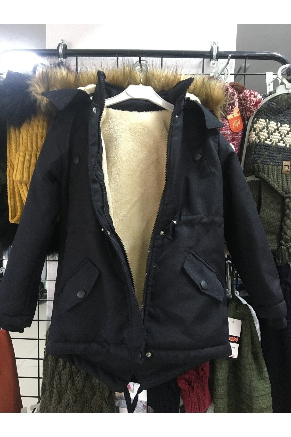  پالتو کلاه‌دار زمستانی بچه‌گانه طرح برزنتی، بنددار تا زانو، آستر خزدار