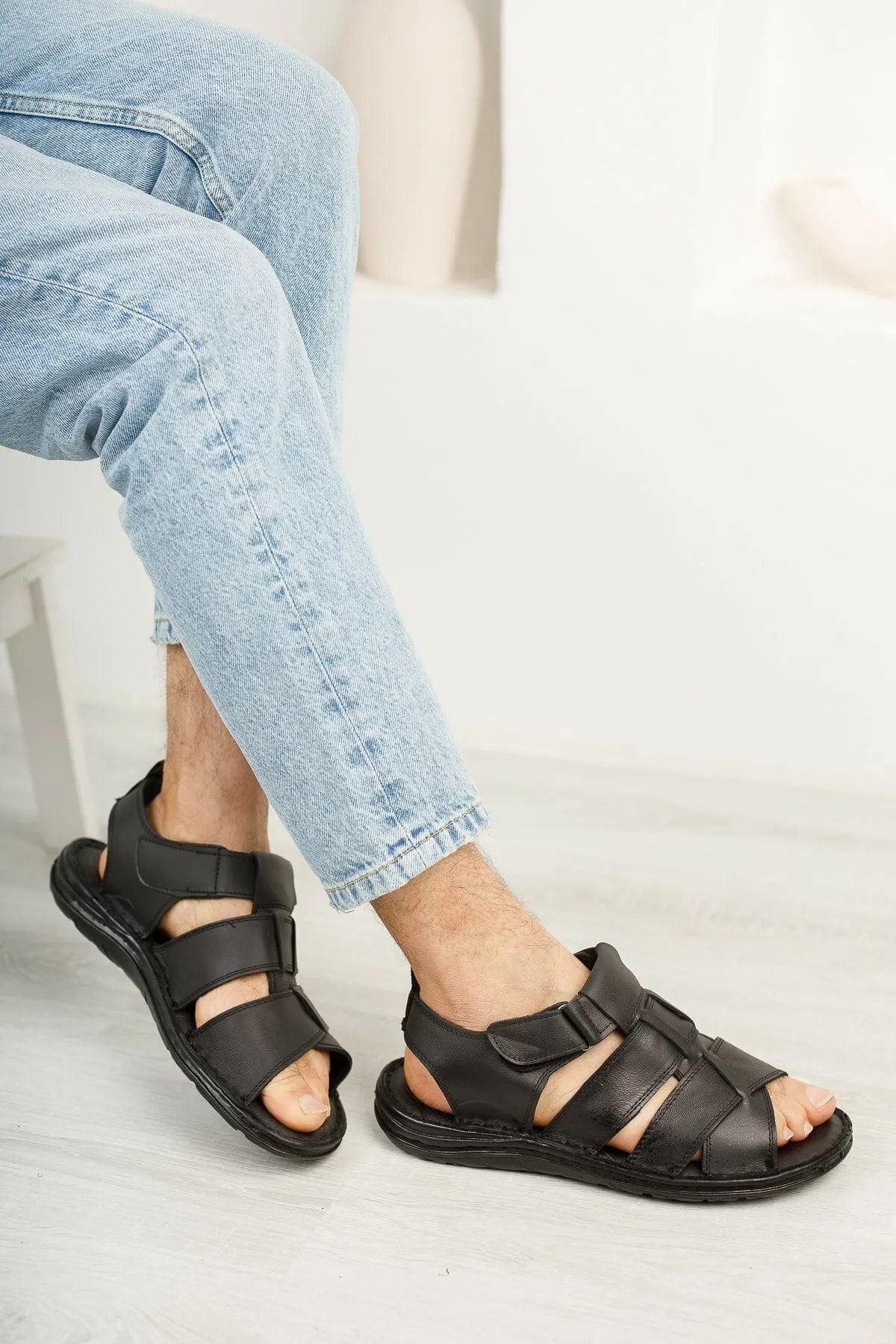 Redfin hydro sandals top