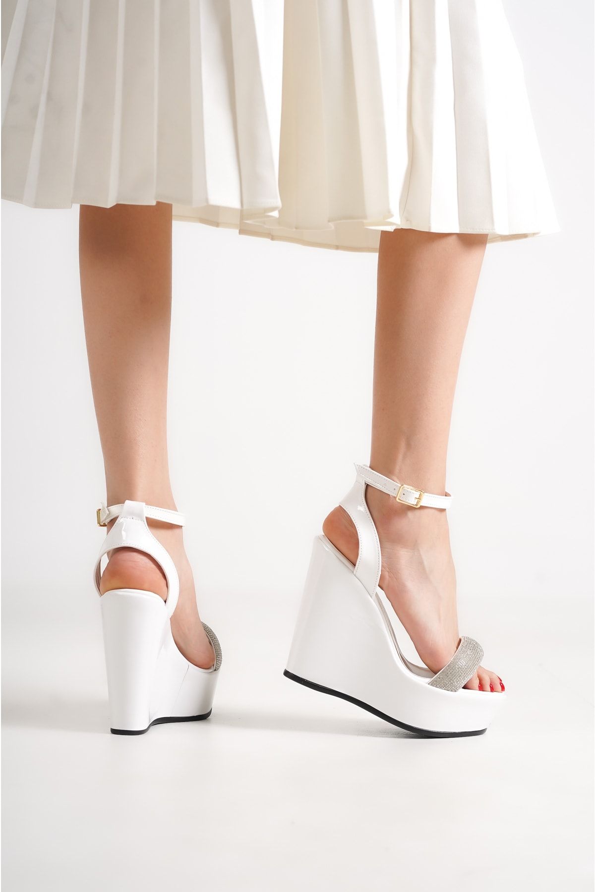 Sexy white best sale wedges