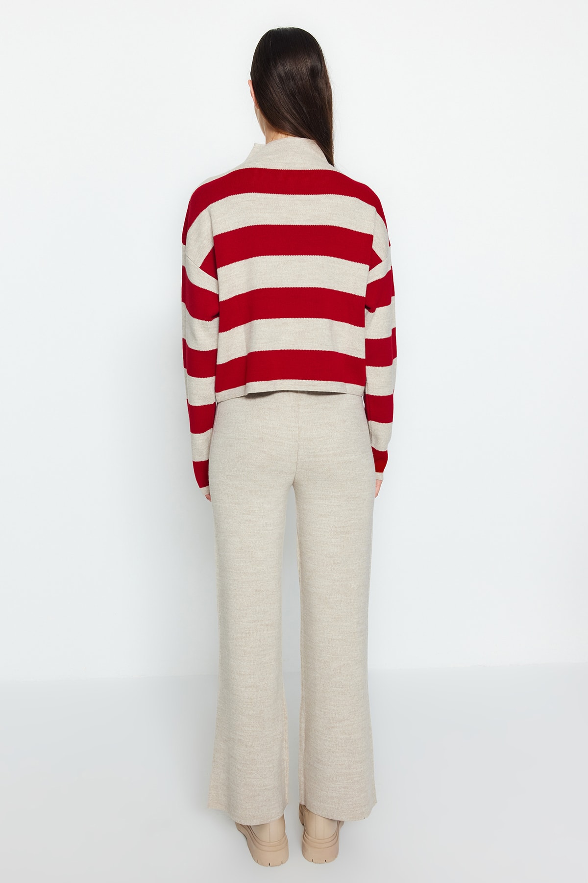 Trendyol Collection Трикотажен комплект с широки райета - TWOAW24AU00020