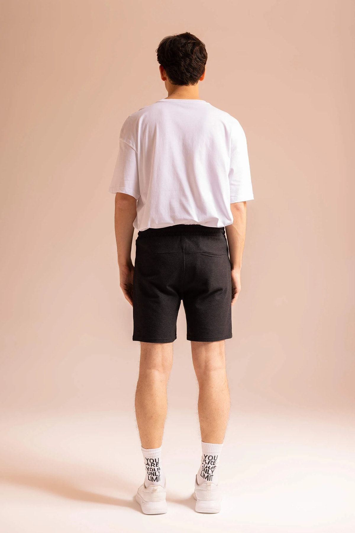 Defacto Slim Fit Narrow Leg Shorts Trendyol