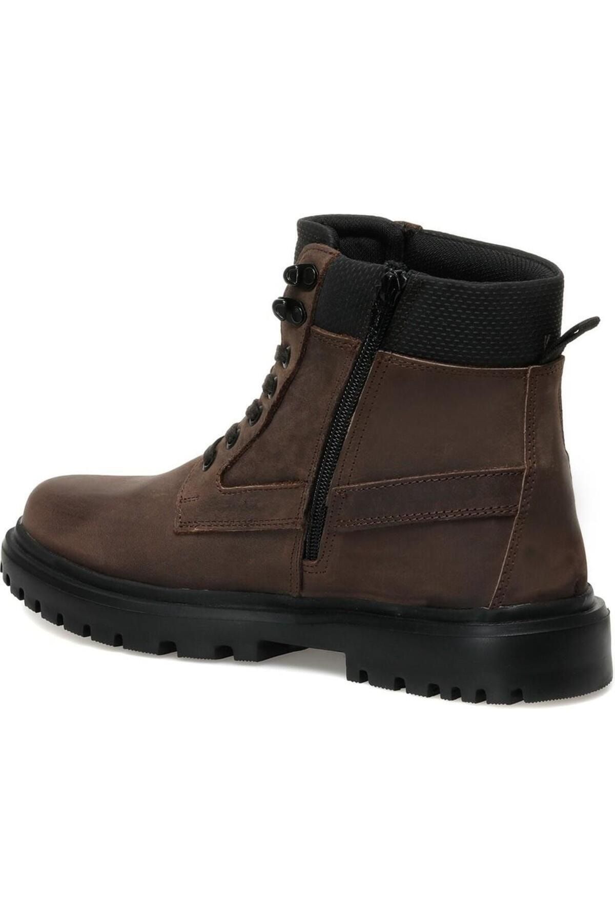 Pepe melting boots shop