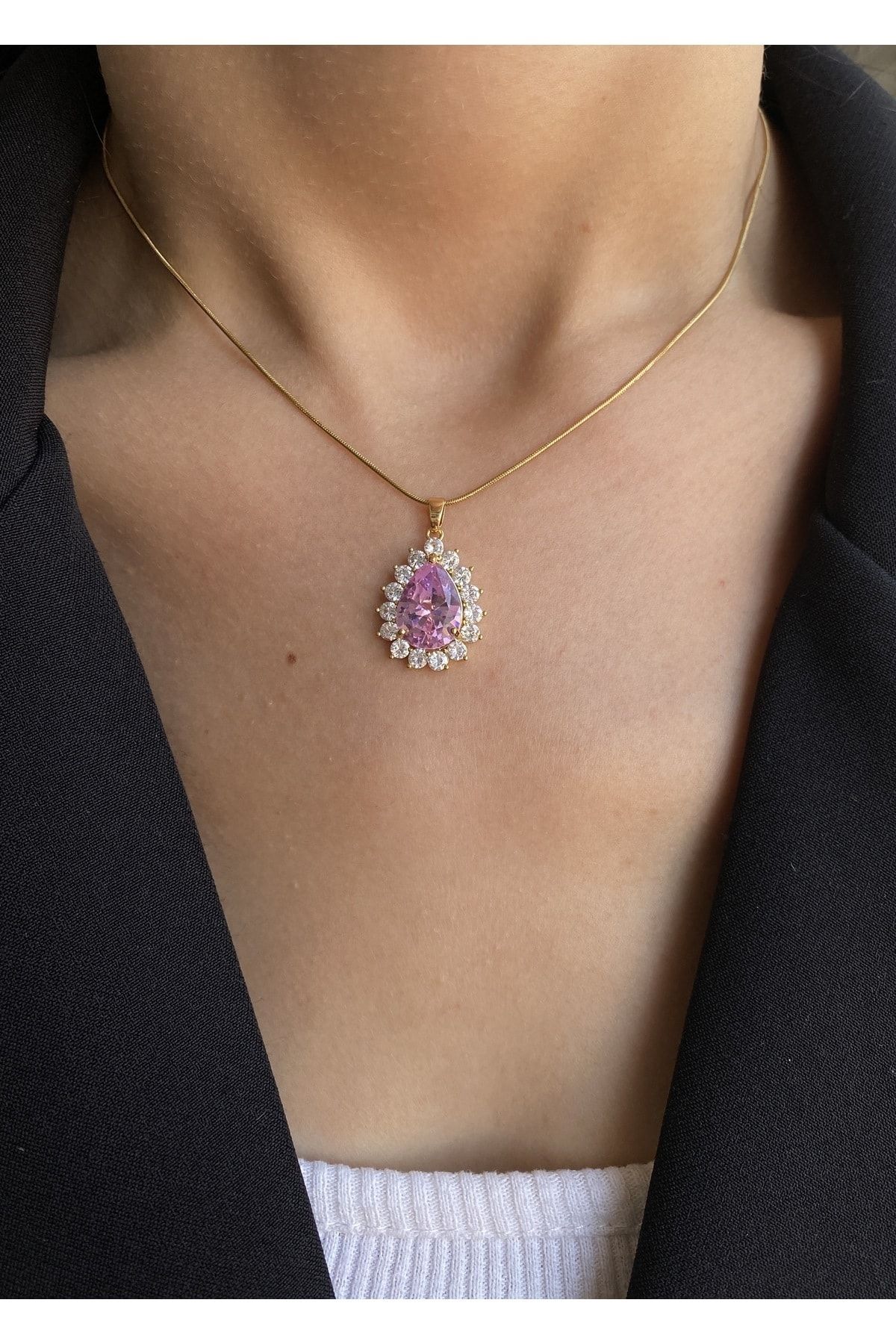 Pink online pendant necklace