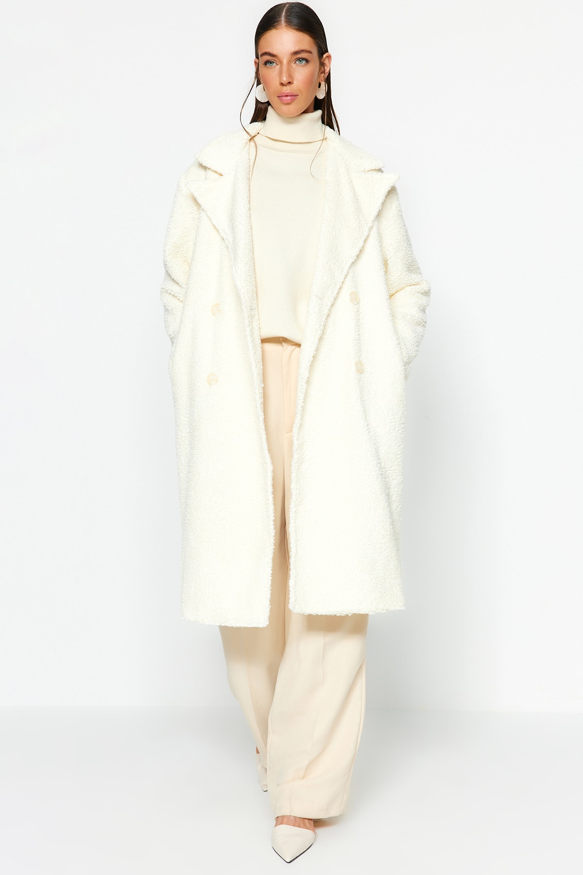 Trendyol Collection Damen Ecru Oversize Weit Geschnittener Langer Bouclé-Mantel Für - 40