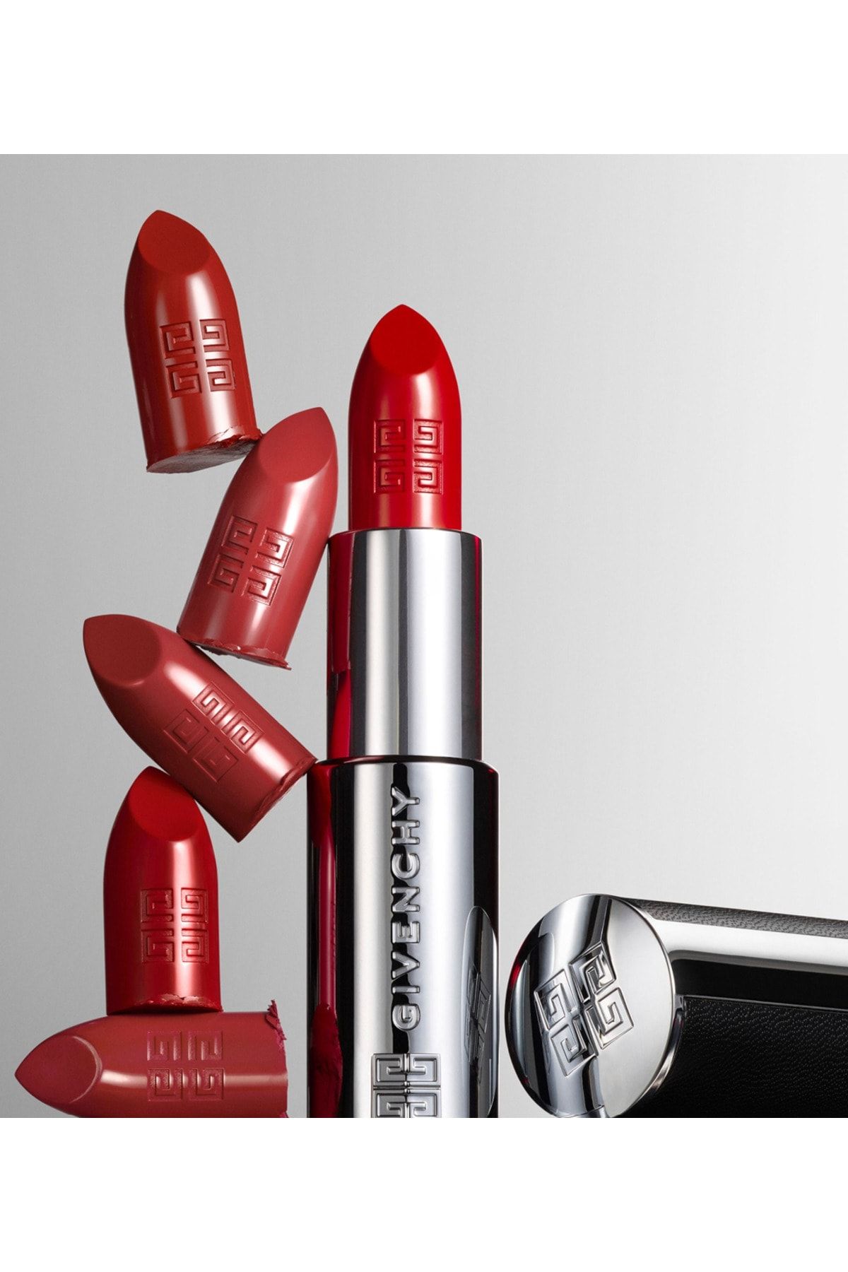 Givenchy رژ لب مات ابریشمی ساتین شدید Rouge Interdit Intens