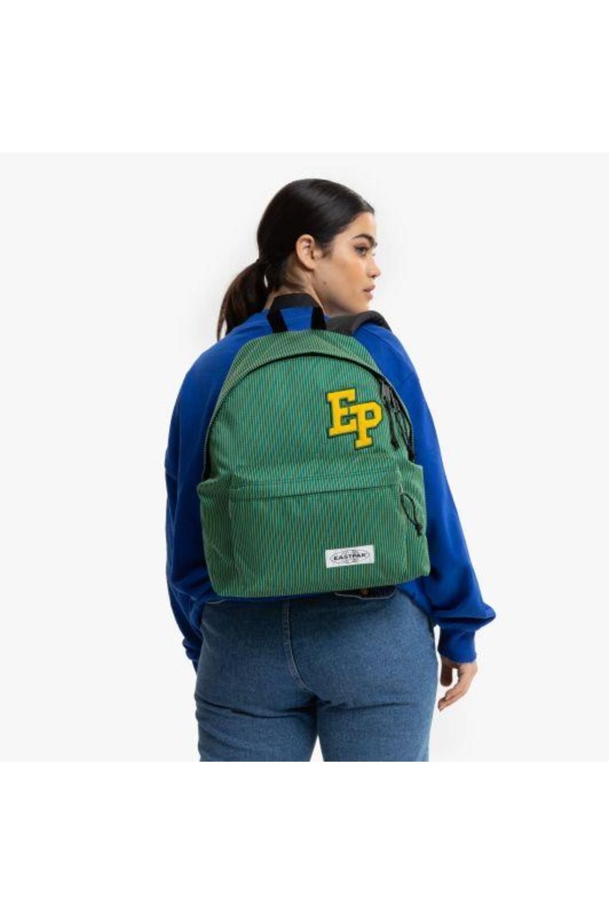 Eastpak basic sales