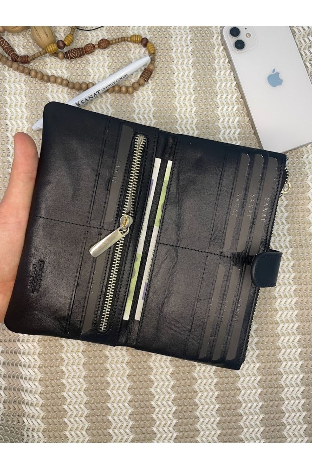Plain black shop wallet womens