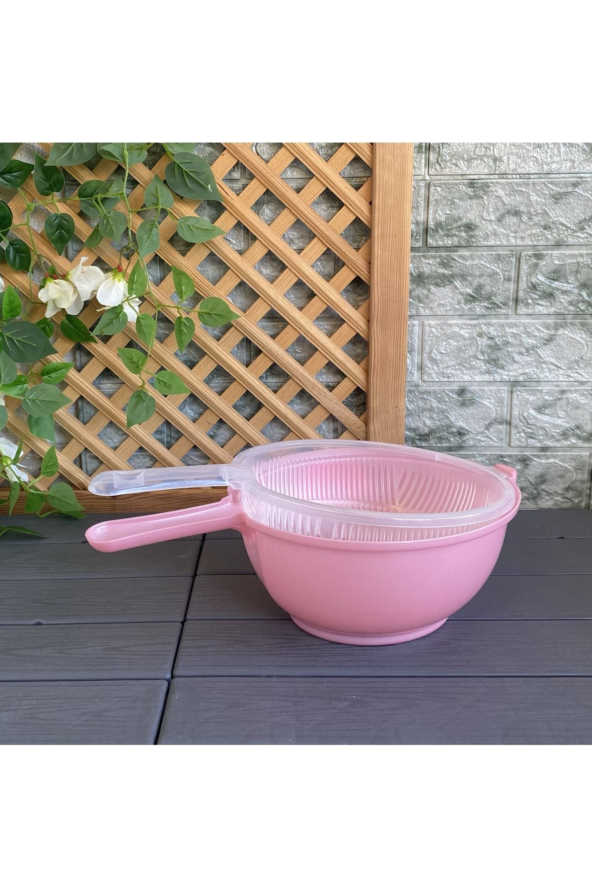 Plastic pasta strainer deals