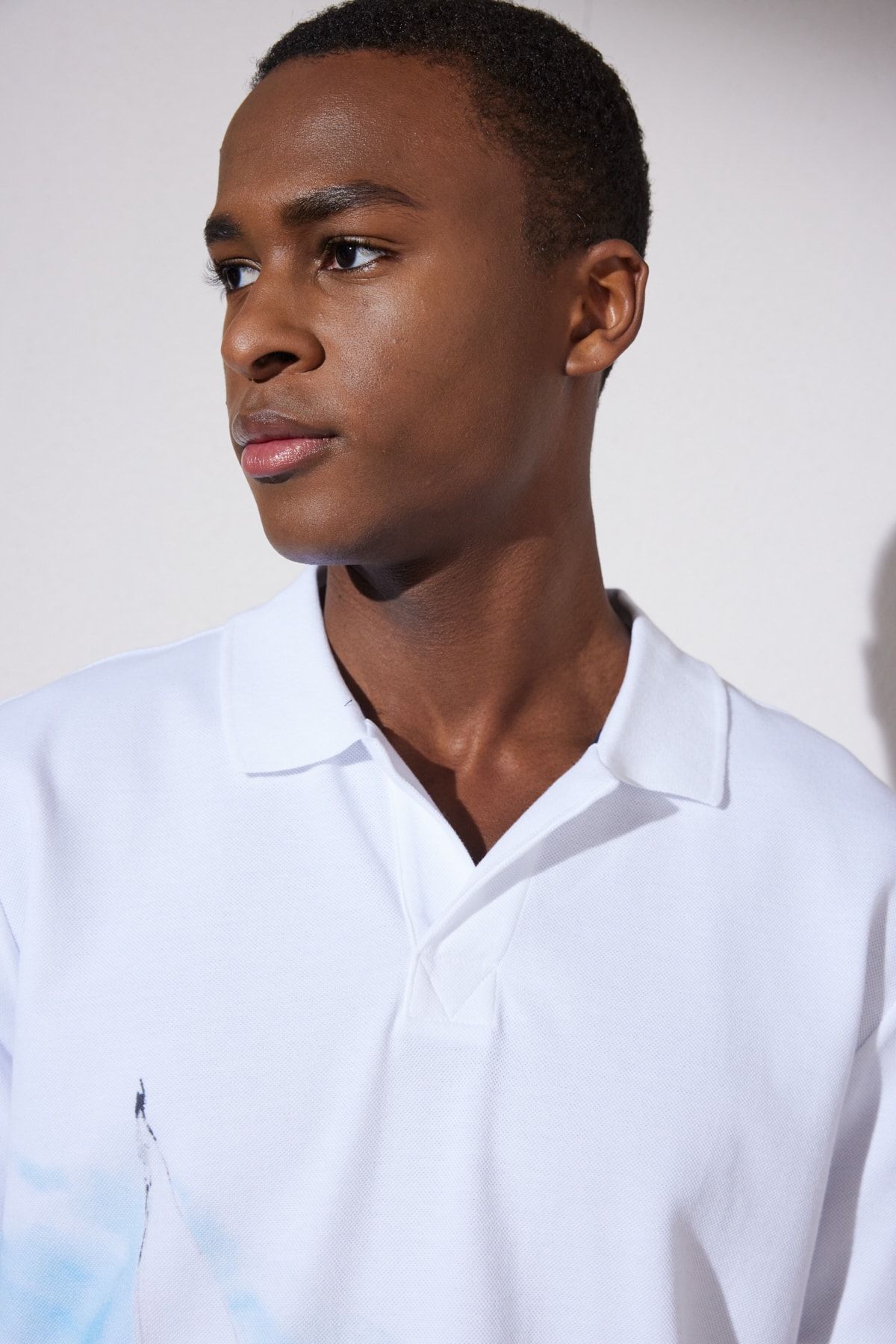 تی شرت یقه پولو سفید مردانه چاپی YAKA T BROOKS BROTHERS