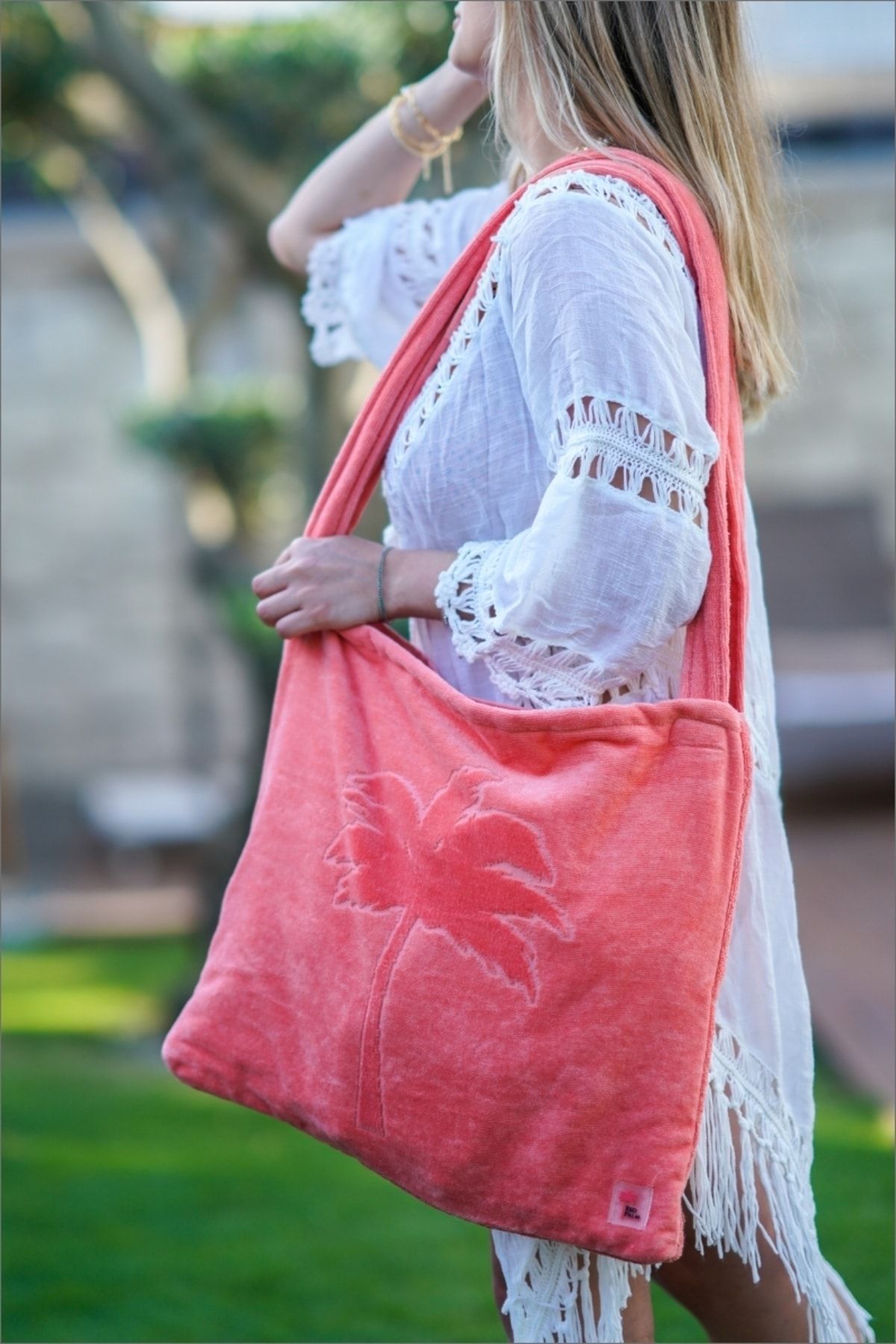 Towel that turns hotsell into a bag