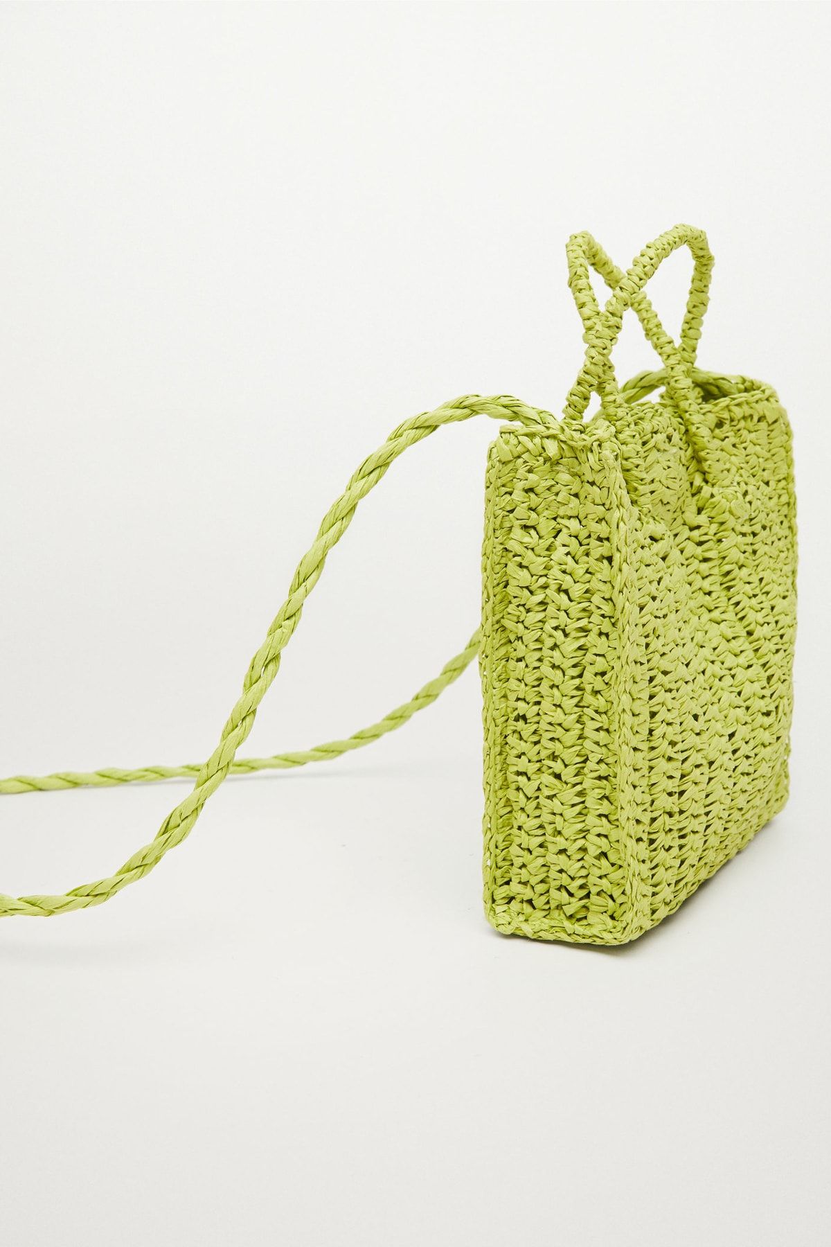 Mango green bag top