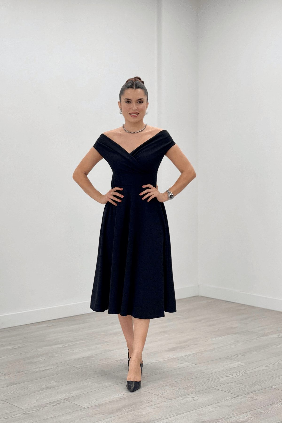 Black midi hotsell prom dress