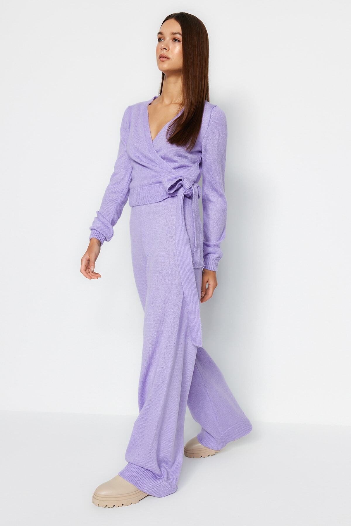 Trendyol Collection Szeroki krój Lilac Crop Dwurzędowy komplet dzianinowy - detale wiązania Twoaw24Au00016