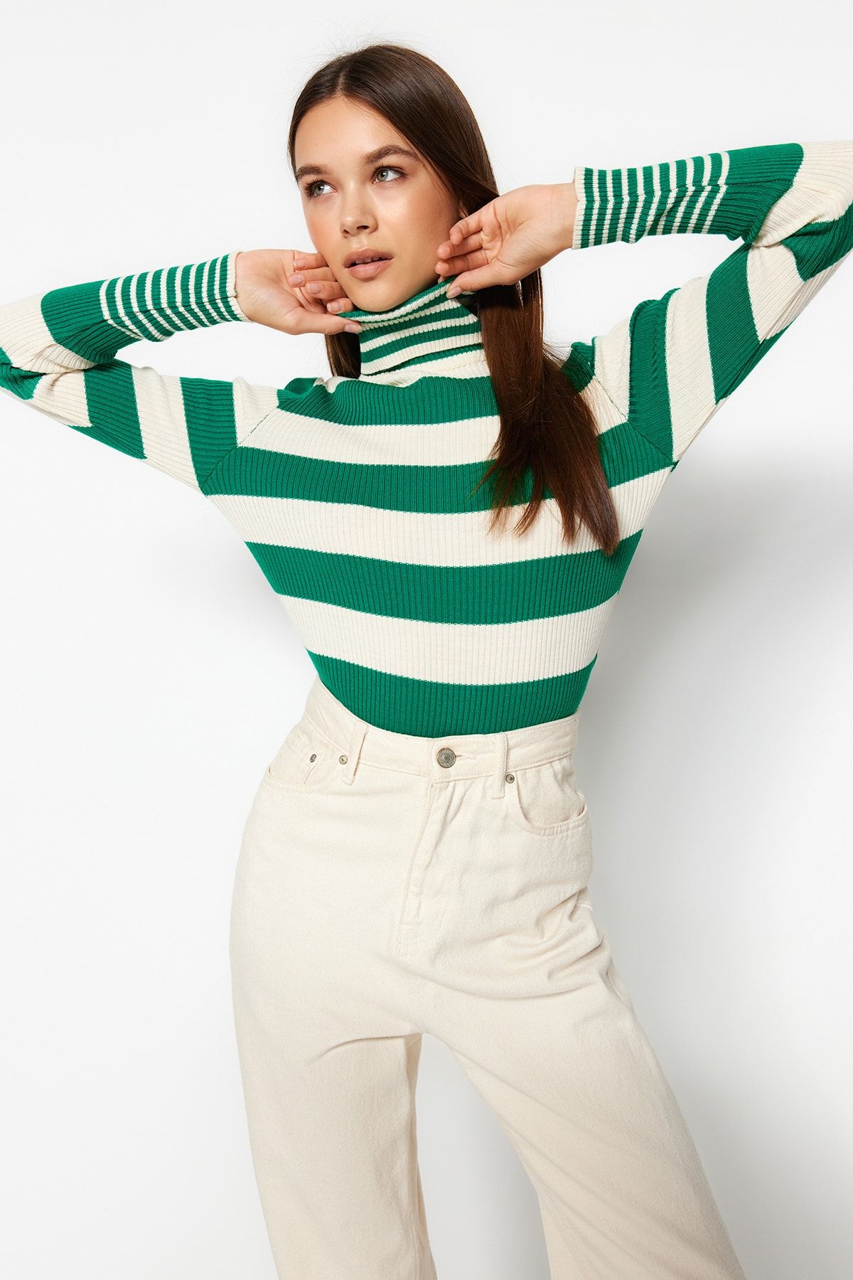 complete the look image