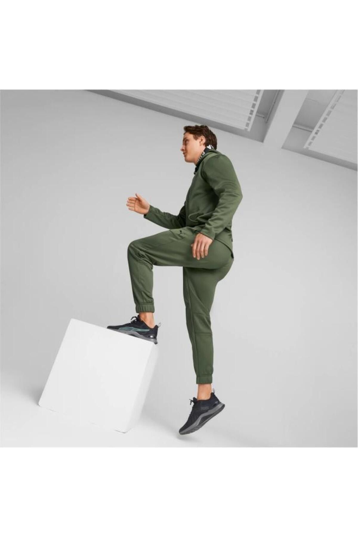 Olive green puma jogging suit 2025