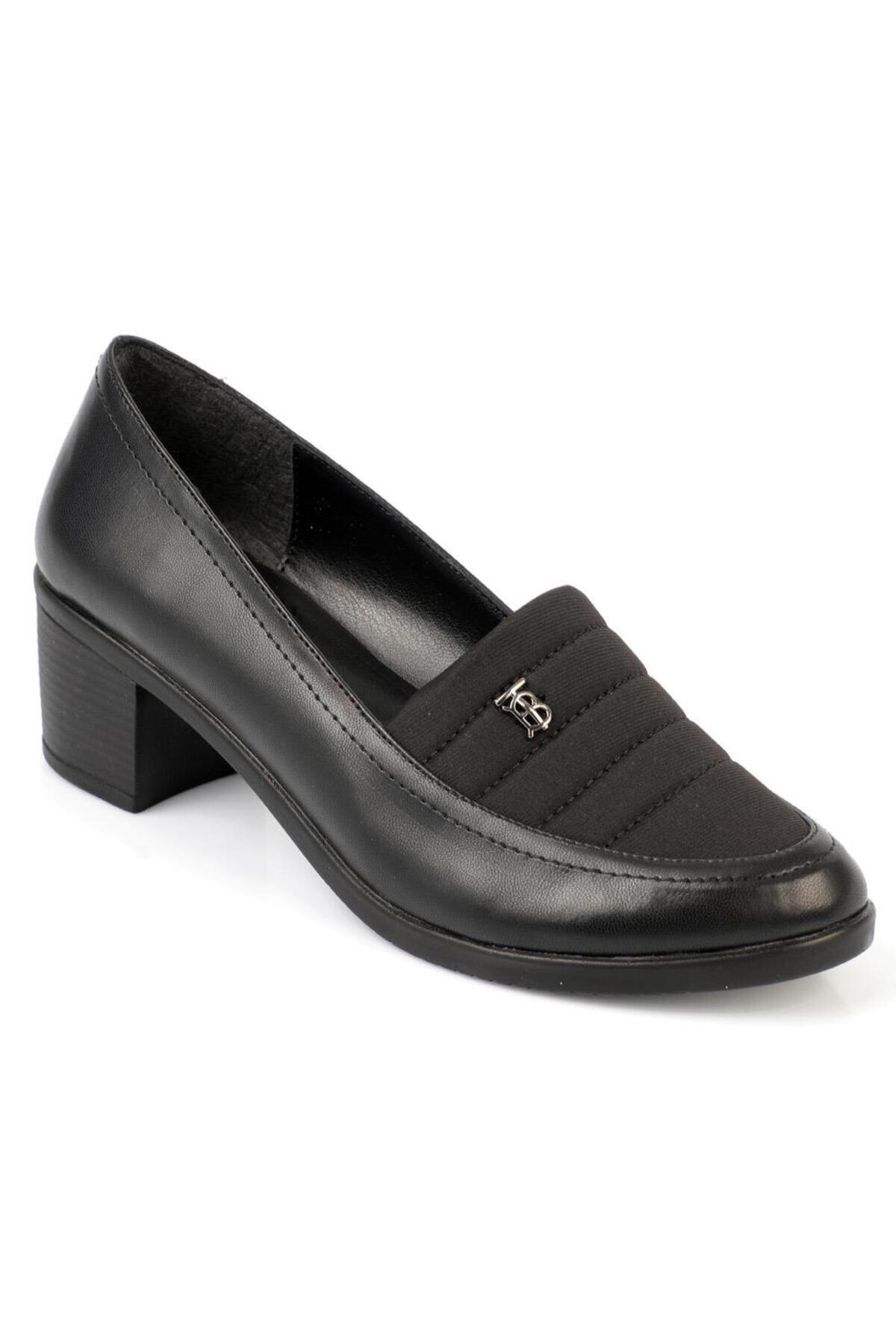 Capone Outfitters-Capone Damenschuhe mit dickem Absatz in Schwarz 3