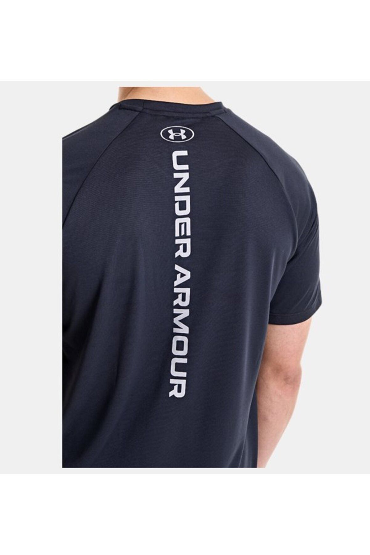 تی شرت مشکی مردانه UA Tech ™ بازتاب آستین کوتاه 1377054 001 Under Armour