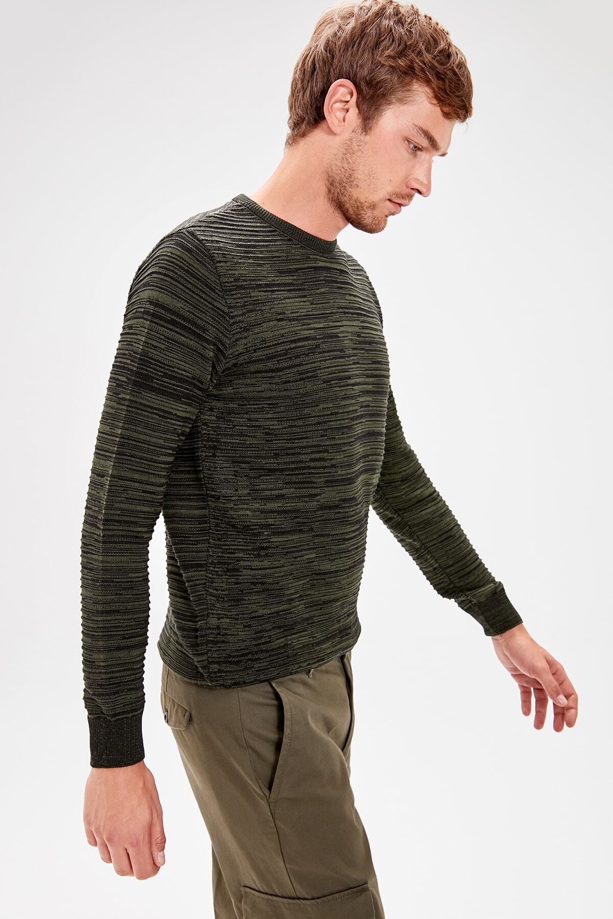 Kolekcia Trendyol-Khaki Gradient Slim Fit Crew Neck Pletený sveter - Tmnaw20Ls0008 8