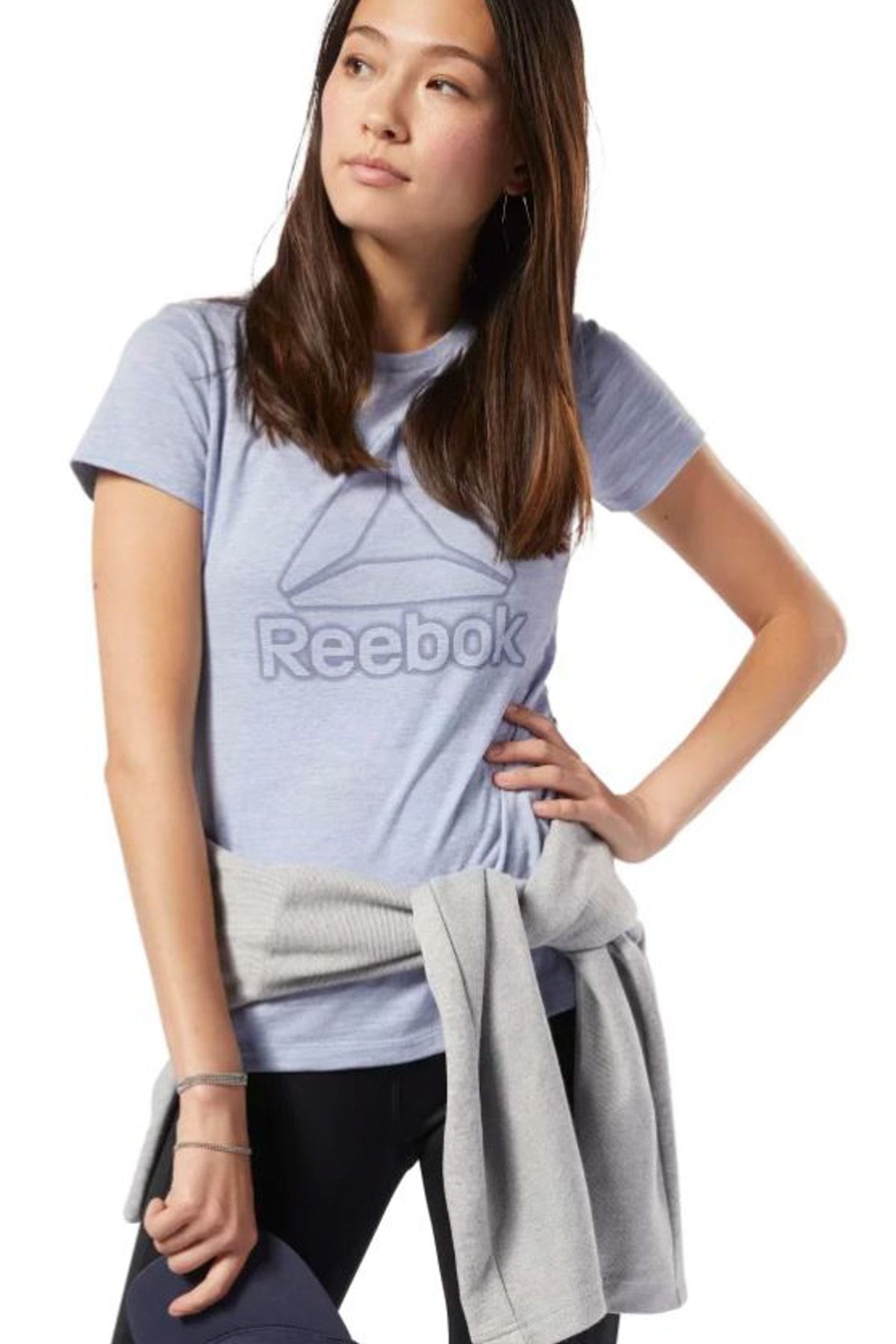 تی شرت آبی یقه گرد طرح چاپی برند آستین کوتاه زنانه ریباک Reebok (برند انگلستان)