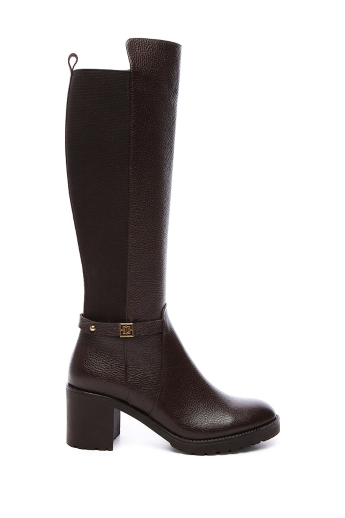 تامر تانجا چکمه زنانه چرم اصل قهوه‌ای ۹۴ ۷۱۰C BN CZM SK19/20