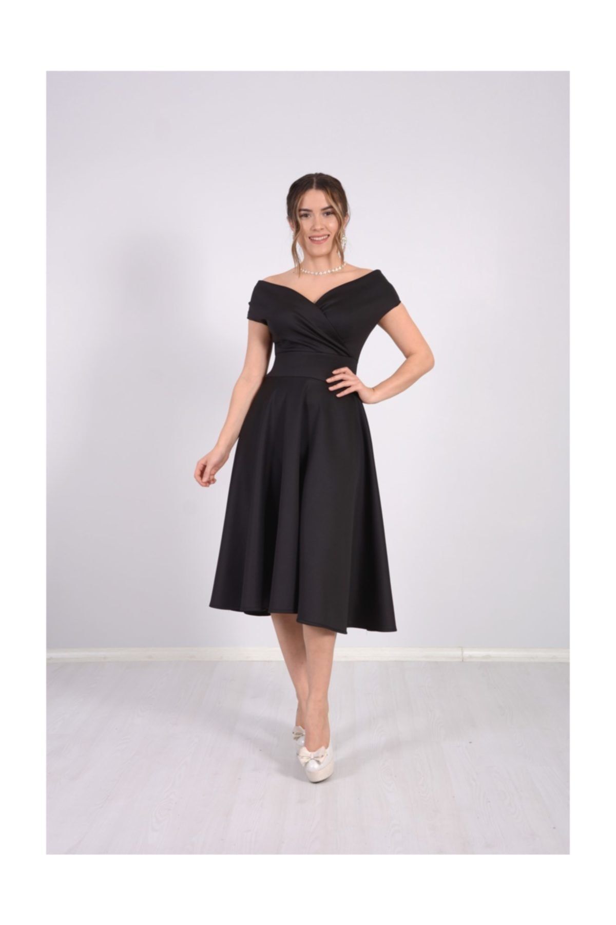 giyimmasalı Kayık Yaka Midi Elbise - Siyah GYM-0681-1