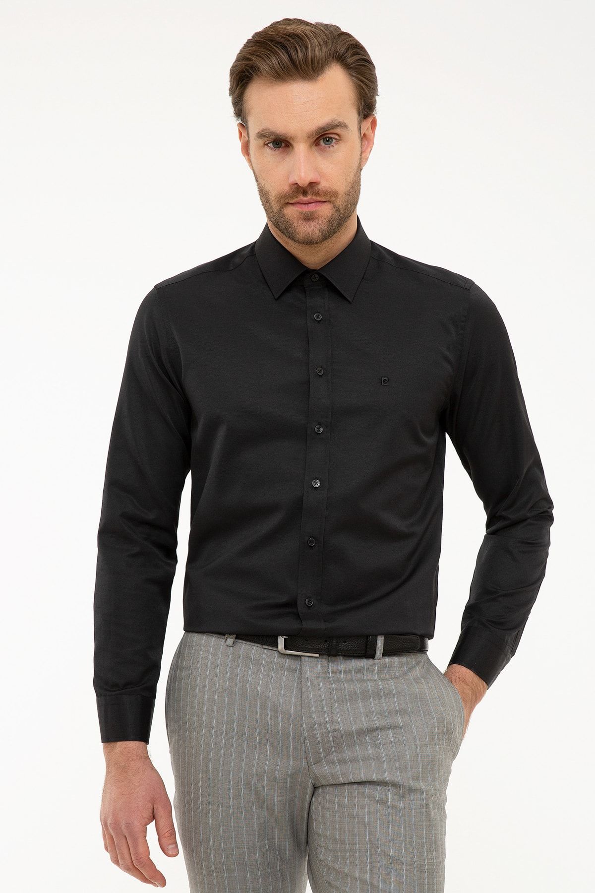 پیراهن ساده یقه کلاسیک آستین بلند مردانه مشکی پیر کاردین Pierre Cardin (برند فرانسه)