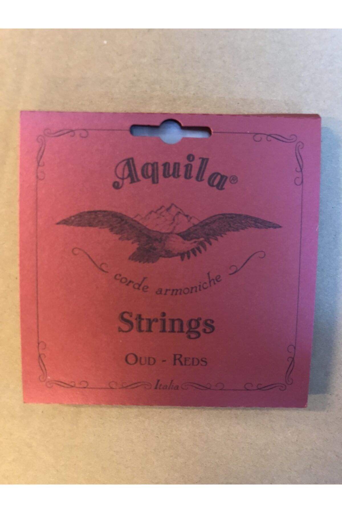 Aquila red store