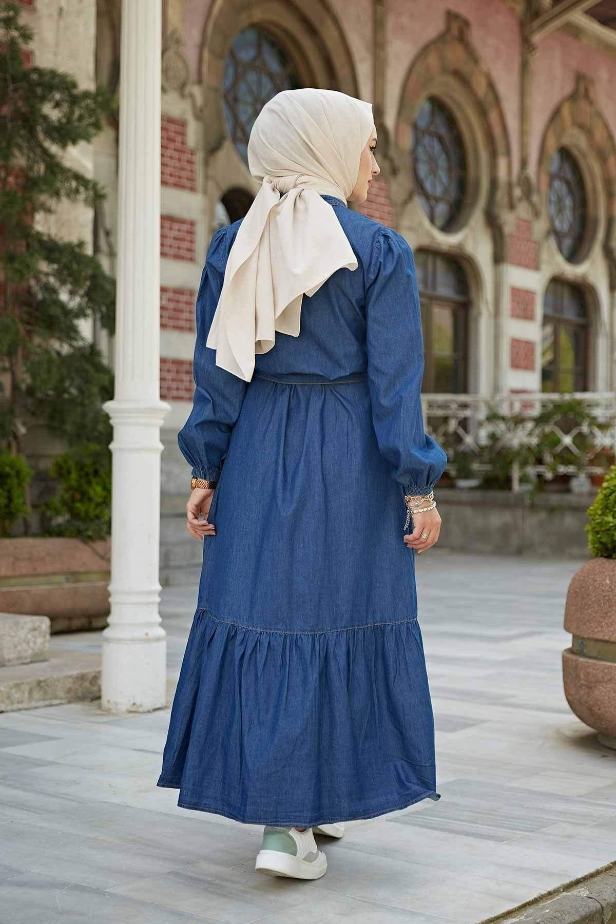 Denim dress on sale hijab style