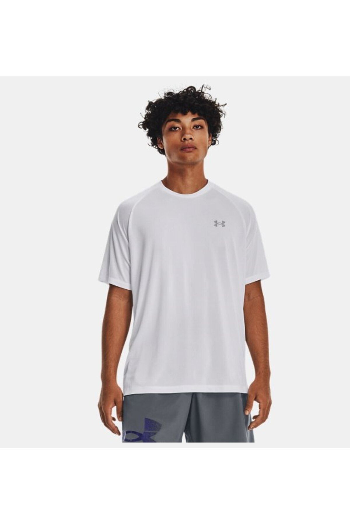 تی شرت سفید مردانه آستین کوتاه بازتاب UA ™ 1377054 100 Under Armour