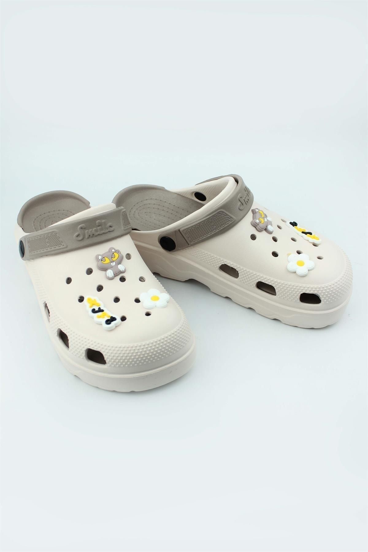 Laboratory slippers hotsell