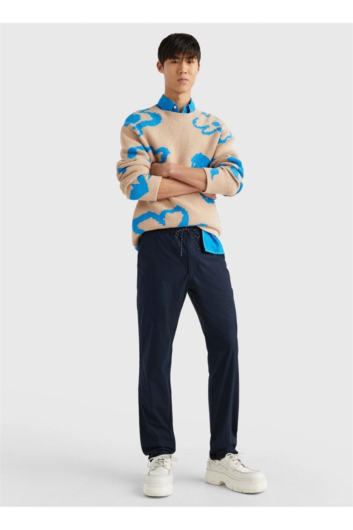 Navy blue tommy hilfiger pants store
